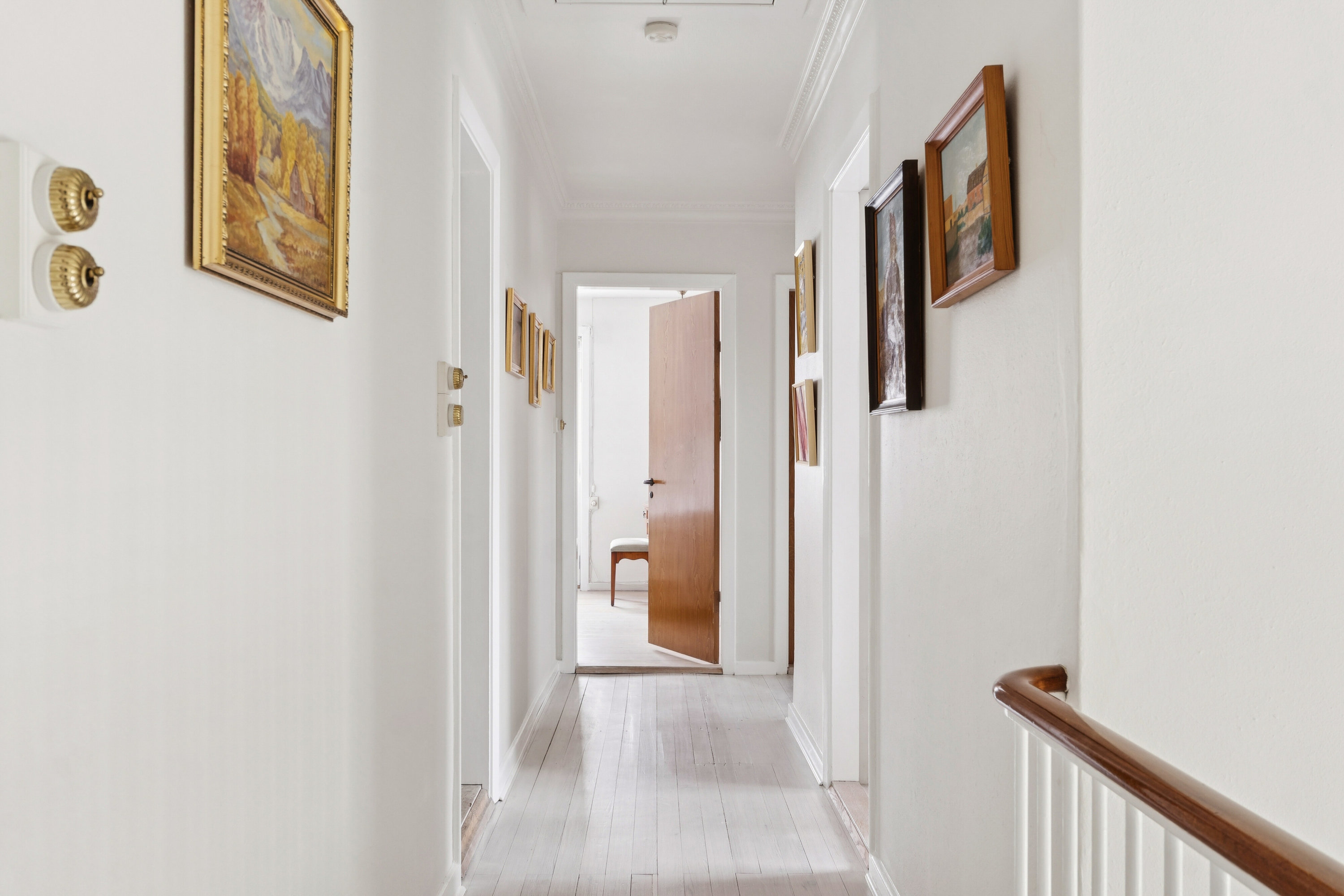 Fremhævet gang billede i fuldskærmstilstand. Billede af Lyngsøvej 35, 8600 Silkeborg