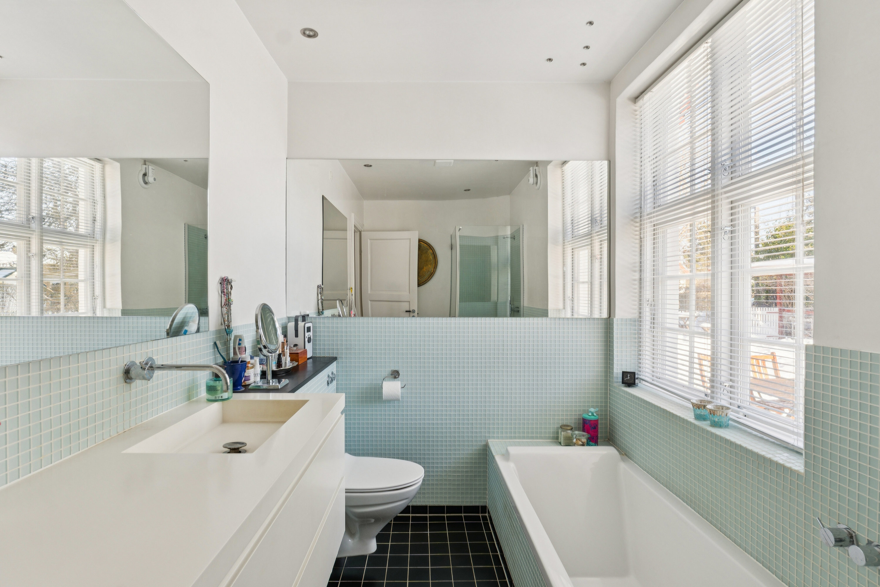 Fremhævet badeværelse billede i fuldskærmstilstand. Billede af Dianavej 28, 2610 Rødovre