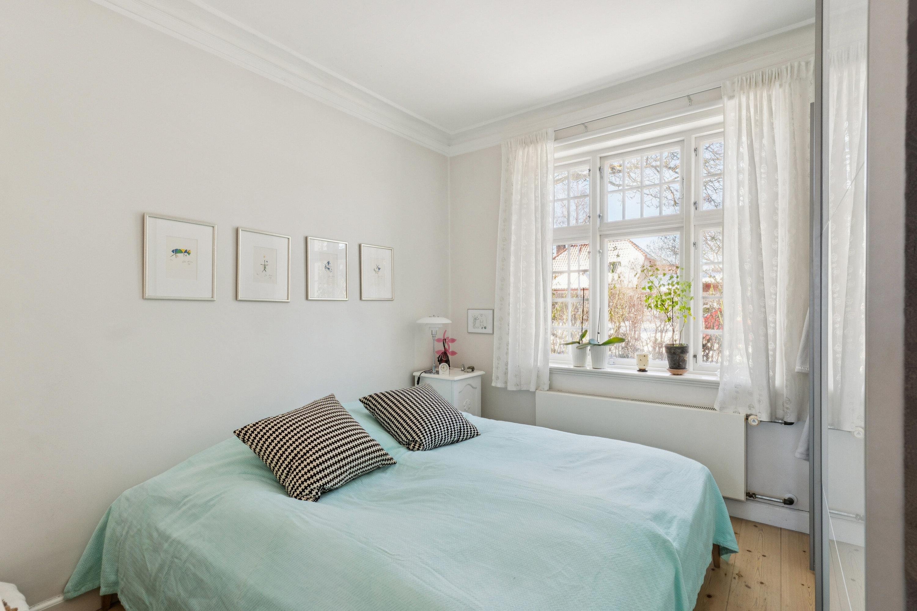 Fremhævet soveværelse billede i fuldskærmstilstand. Billede af Dianavej 28, 2610 Rødovre