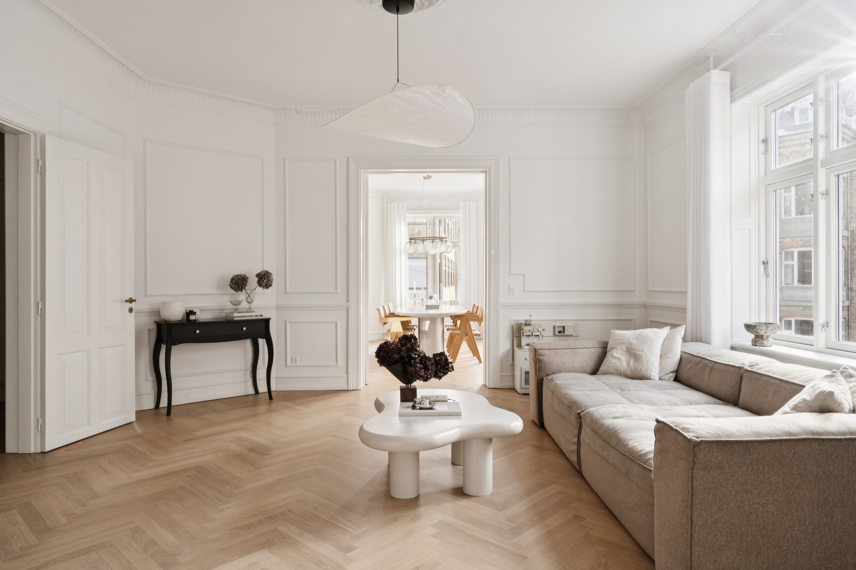 Fremhævet stue billede i fuldskærmstilstand. Billede af Borgergade 2, 2. th., 9000 Aalborg