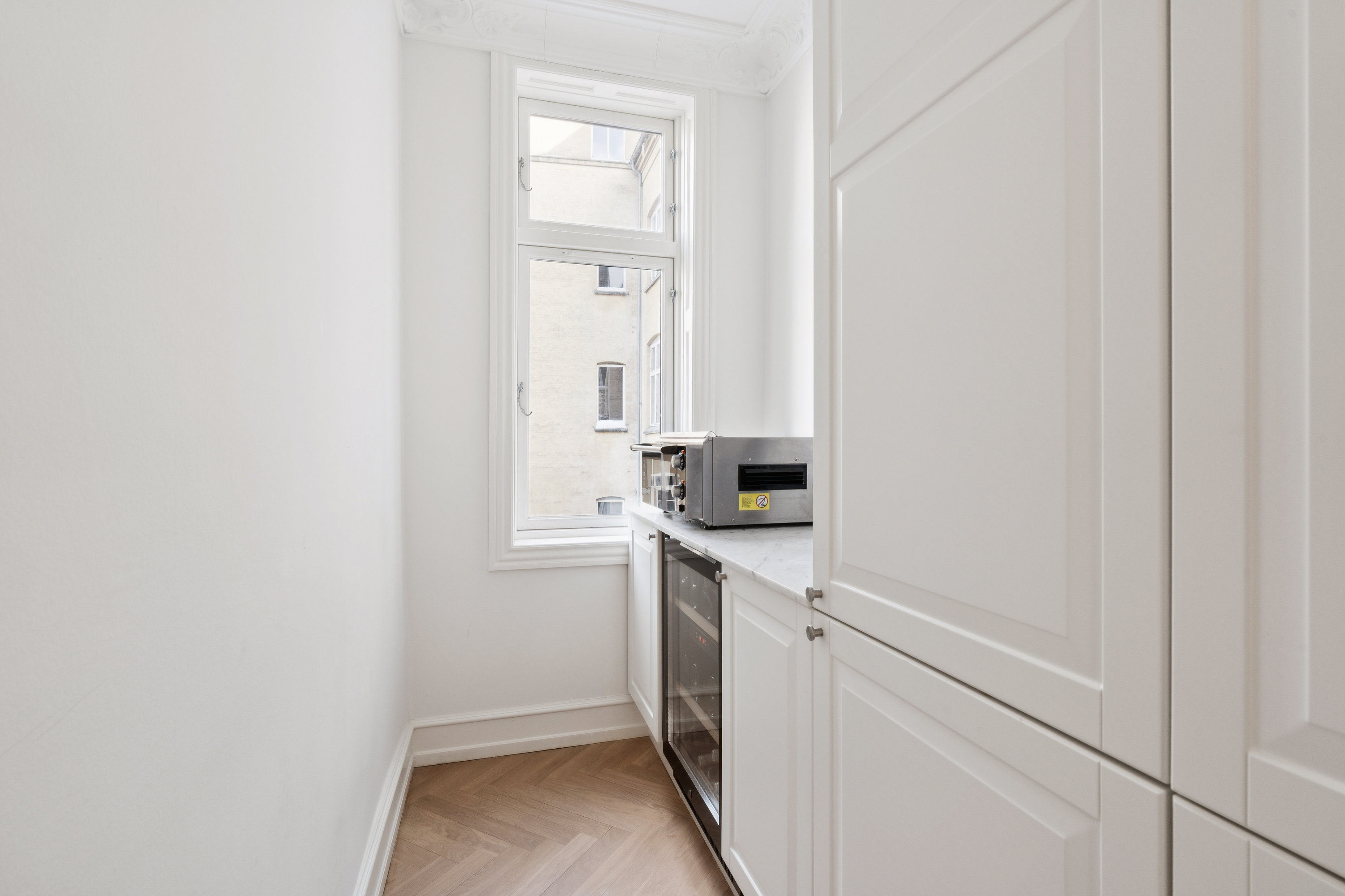 Fremhævet entré billede i fuldskærmstilstand. Billede af Borgergade 2, 2. th., 9000 Aalborg