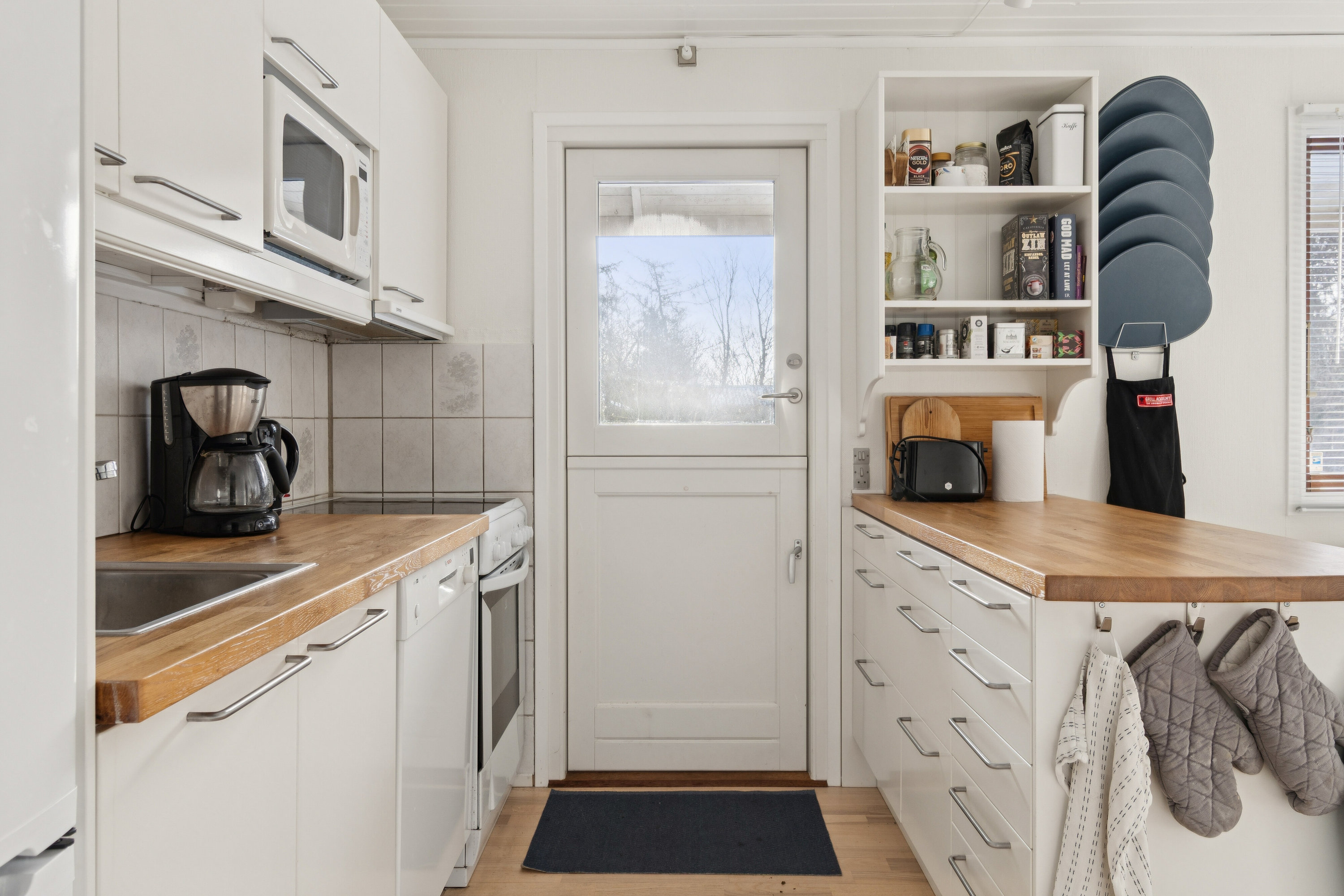 Fremhævet køkken billede i fuldskærmstilstand. Billede af Engdraget 17, Gudmindrup Lyng, 4573 Højby