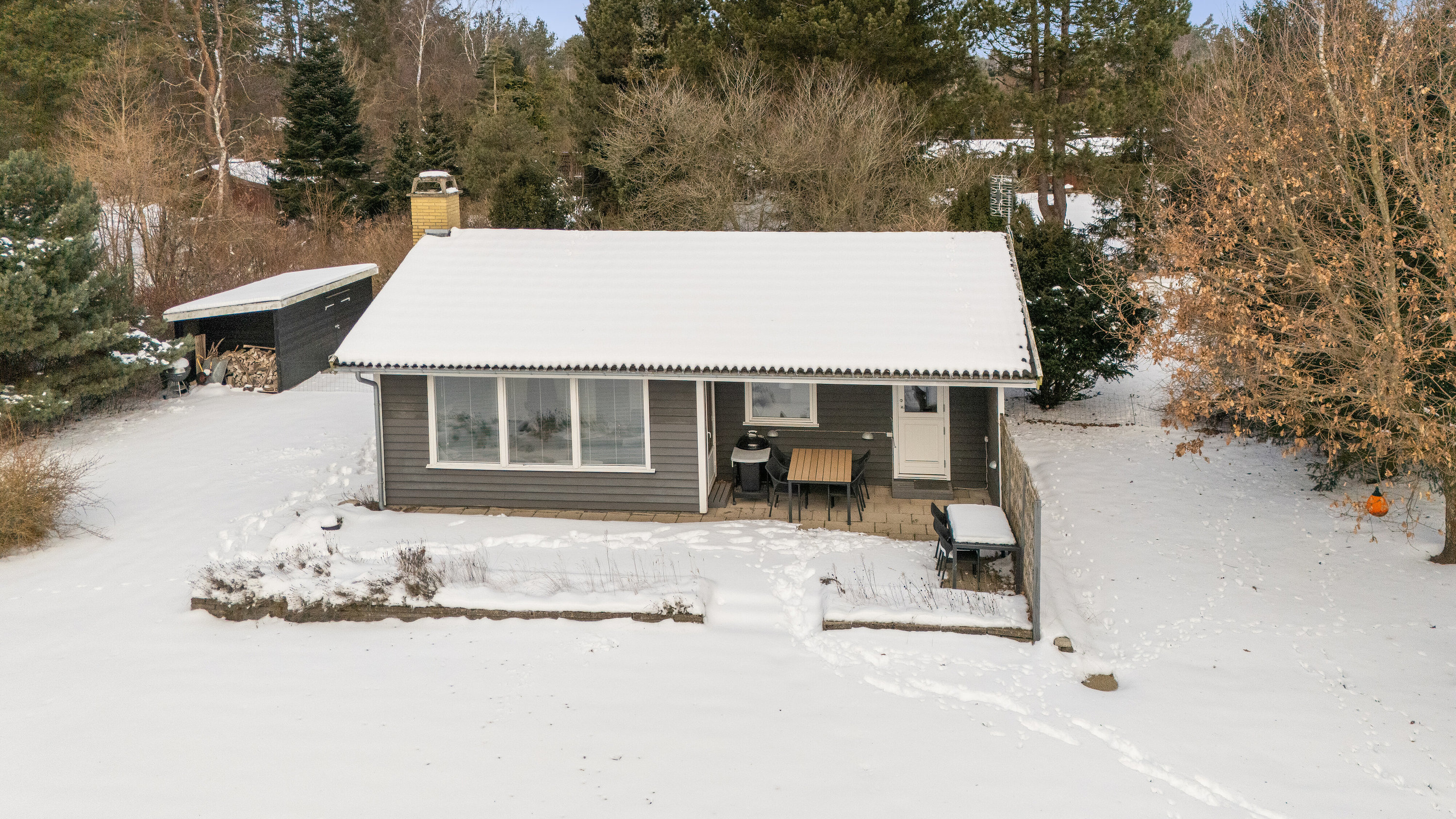 Fremhævet set fra haven billede i fuldskærmstilstand. Billede af Engdraget 17, Gudmindrup Lyng, 4573 Højby