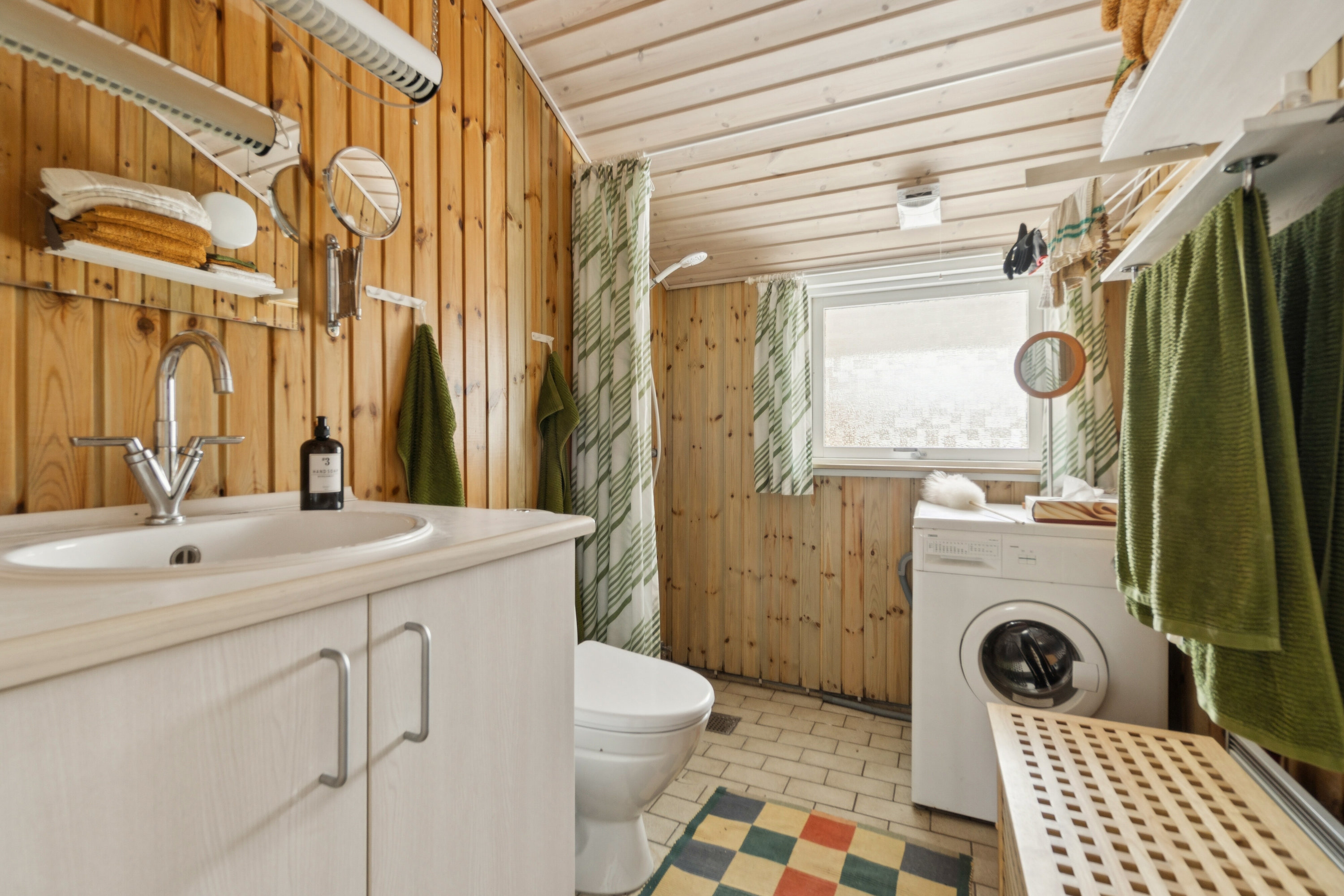 Fremhævet badeværelse billede i fuldskærmstilstand. Billede af Vagtelvej 20, Draget, 7760 Hurup Thy