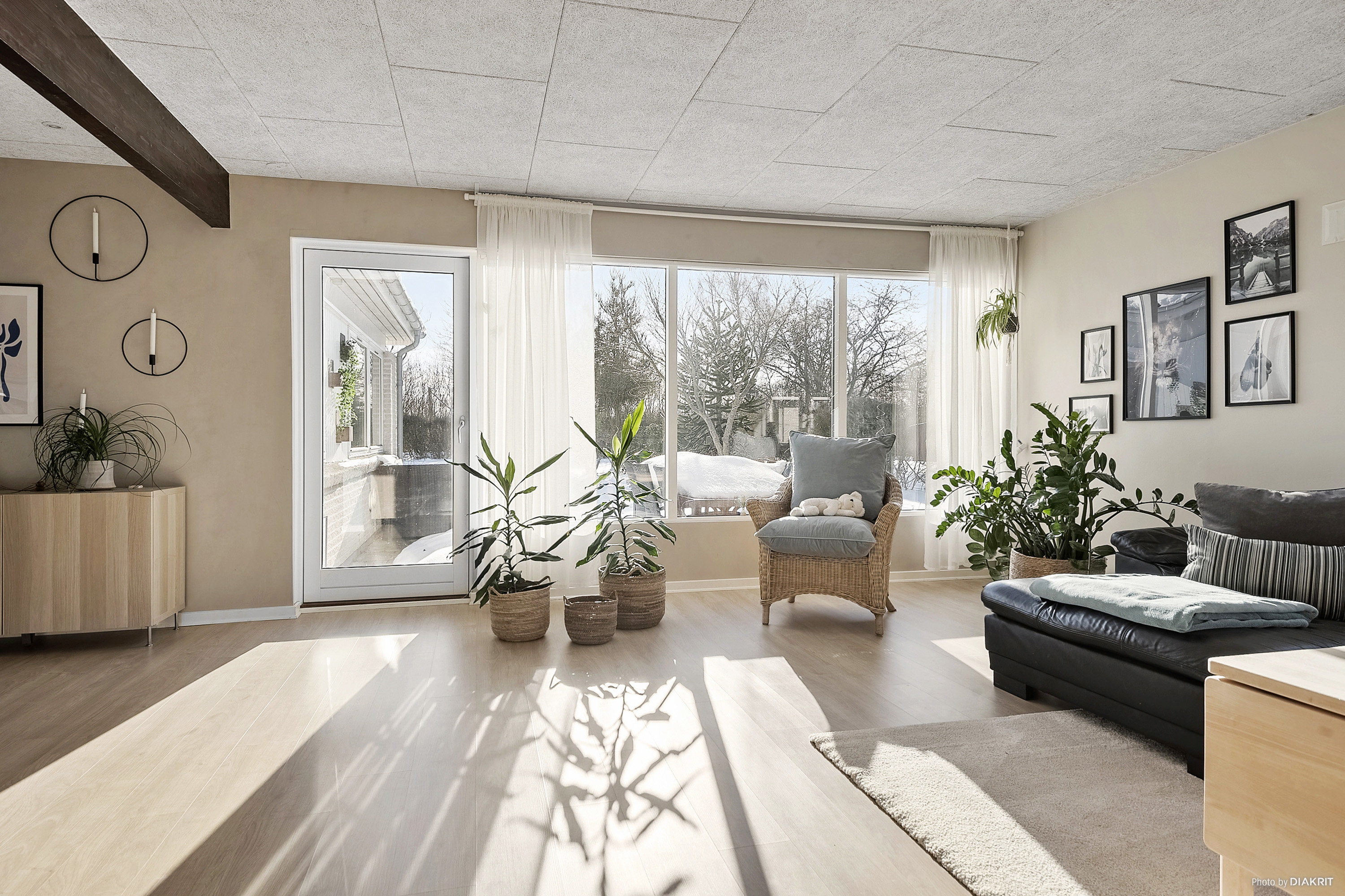 Fremhævet stue billede i fuldskærmstilstand. Billede af Fruenshave 17, 8732 Hovedgård