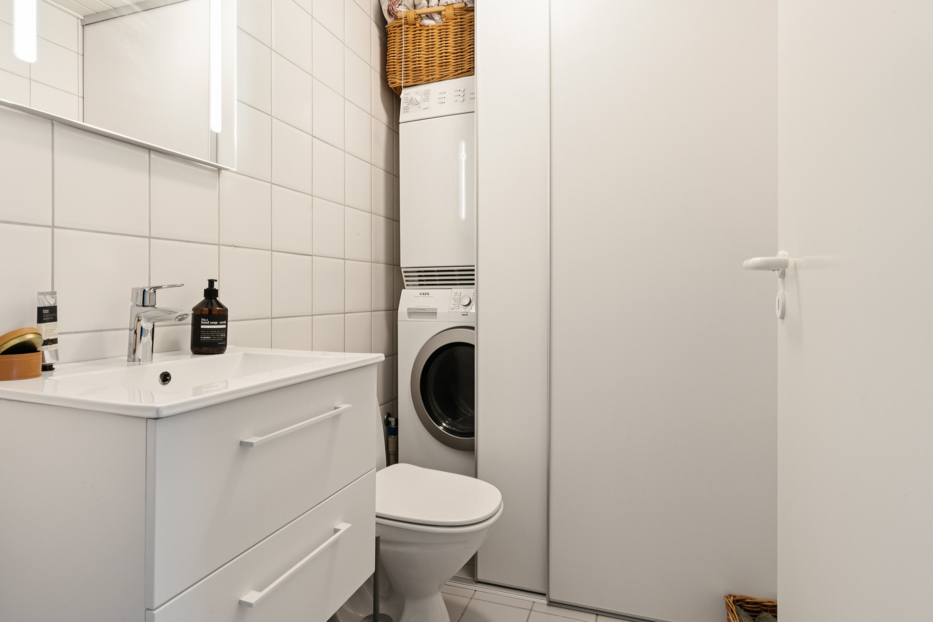 Fremhævet badeværelse billede i fuldskærmstilstand. Billede af Klokkestabelen 71, 9000 Aalborg