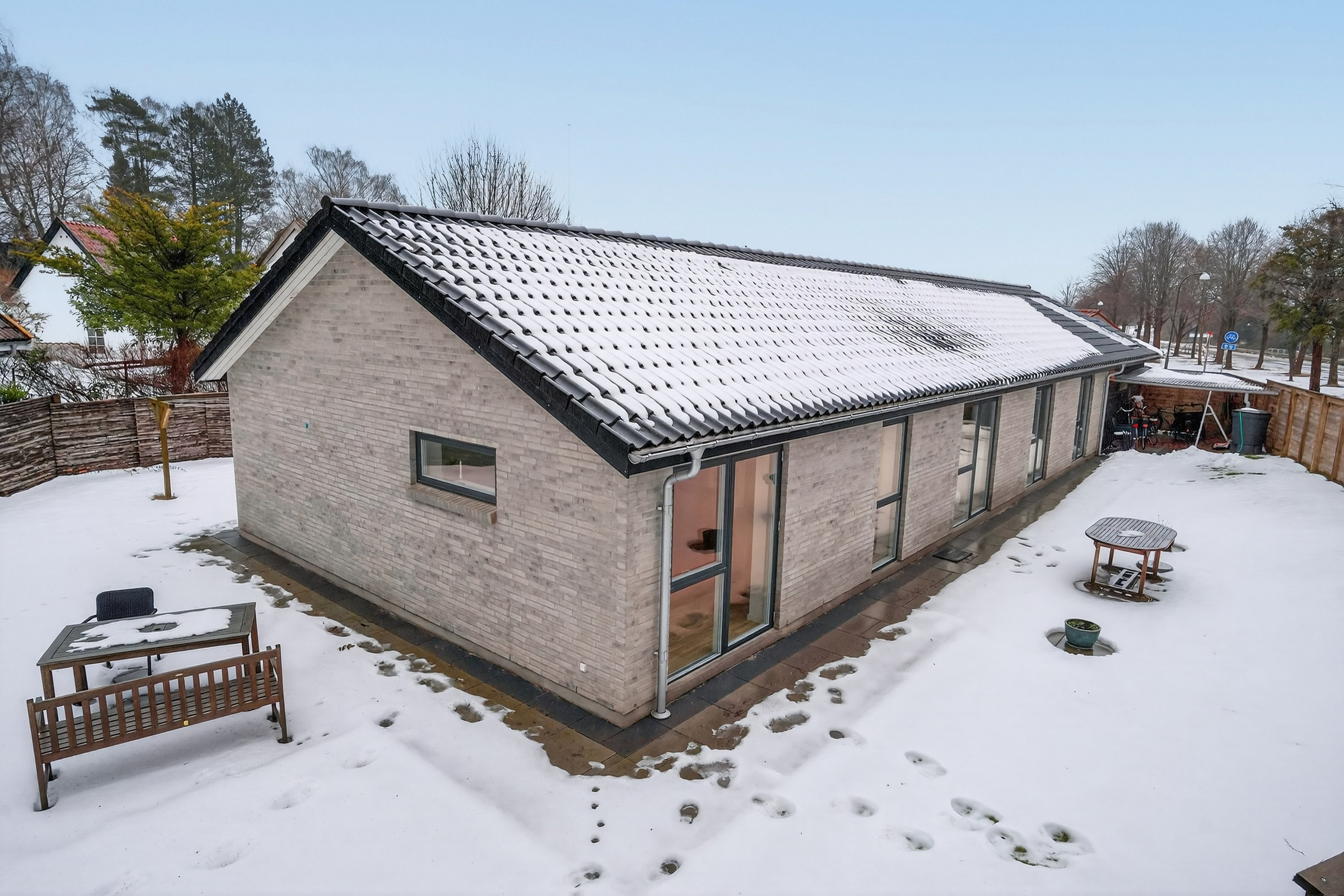 Fremhævet ejendommen billede i fuldskærmstilstand. Billede af Benediktevej 27A, 3480 Fredensborg