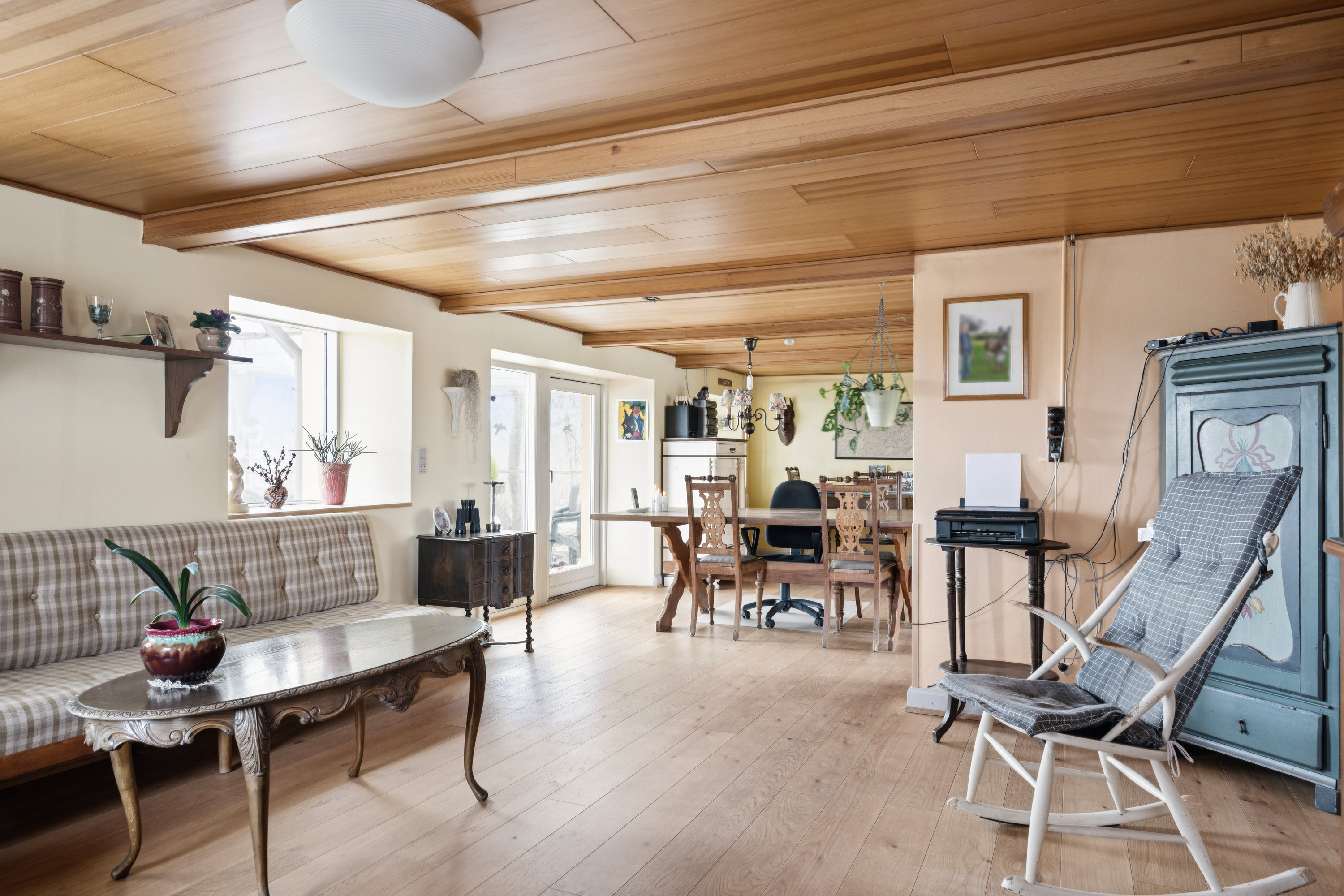 Fremhævet stue billede i fuldskærmstilstand. Billede af Eskilsagre 12, Nørager, 8961 Allingåbro