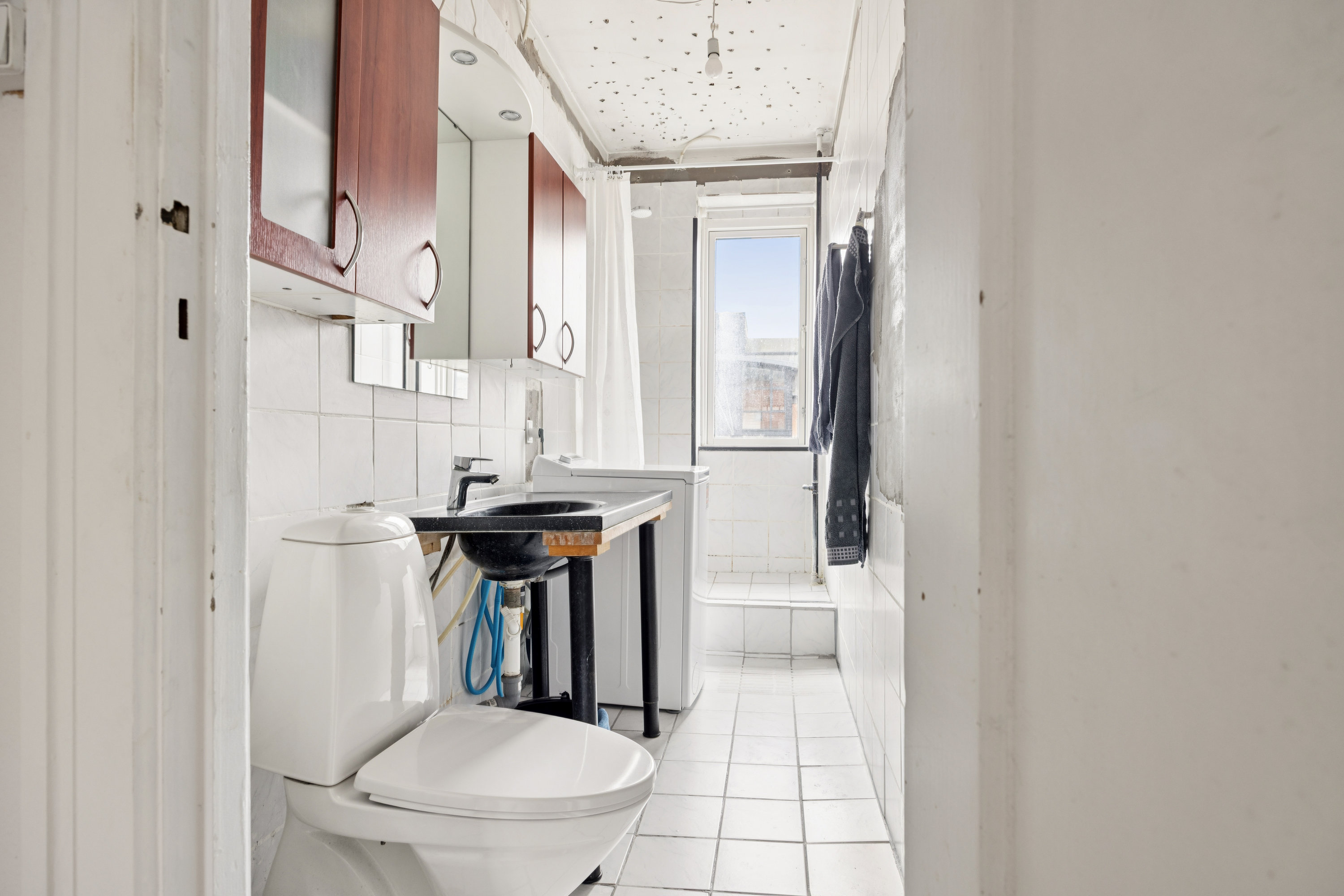 Fremhævet badeværelse billede i fuldskærmstilstand. Billede af Ane Katrines Vej 8, 4. tv., 2000 Frederiksberg