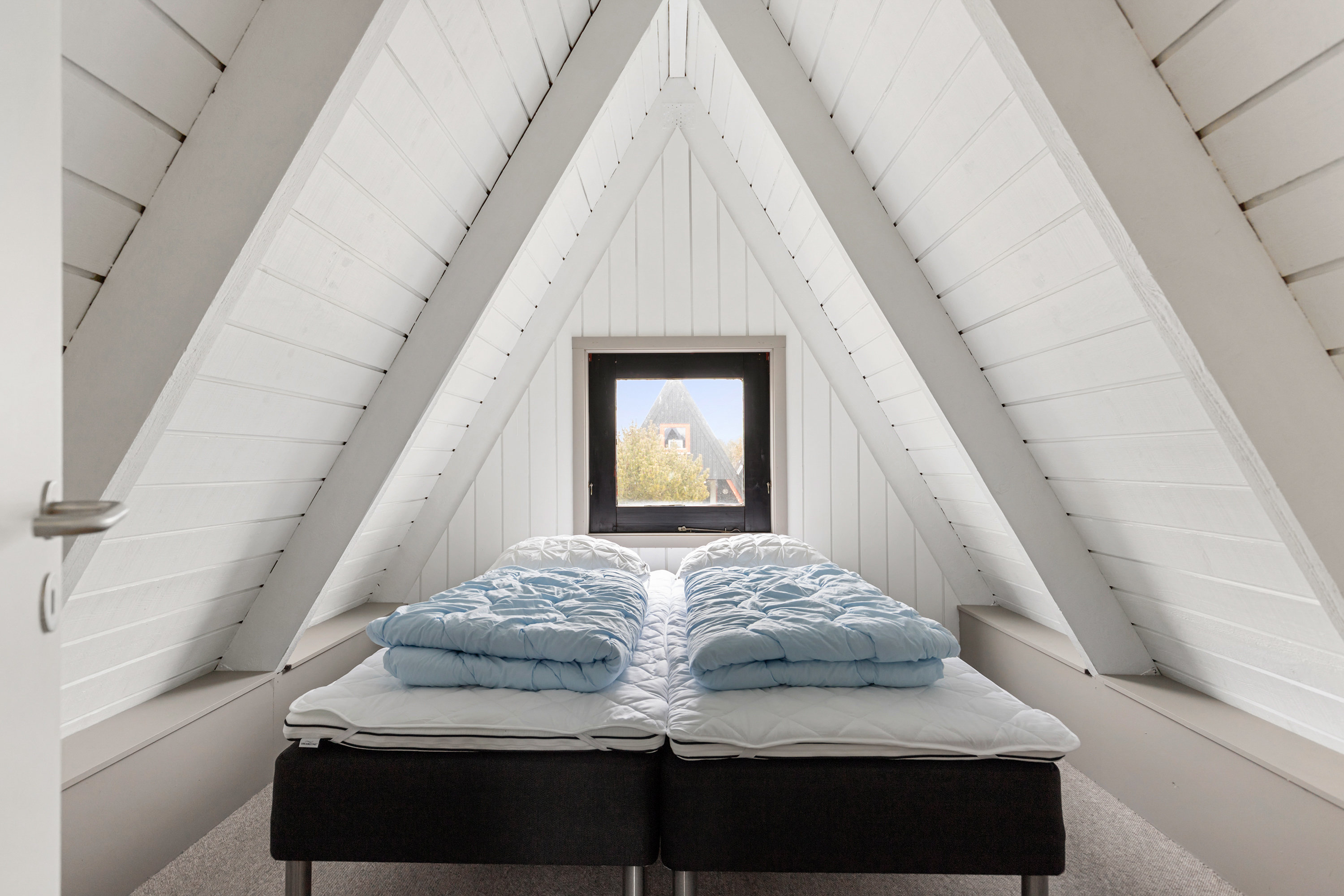 Fremhævet soveværelse billede i fuldskærmstilstand. Billede af Golfsvinget 258, Gatten, 9640 Farsø