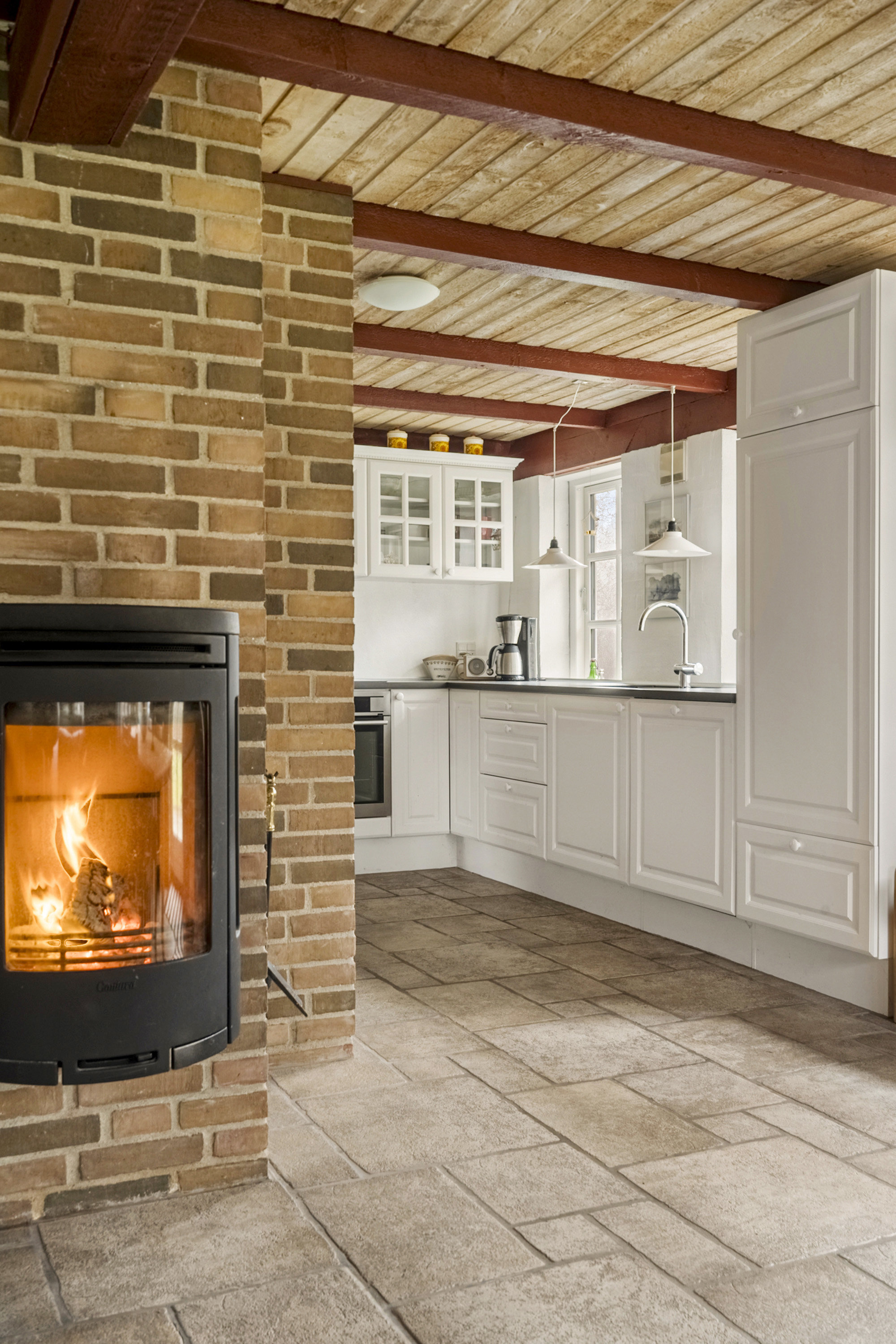 Fremhævet køkken billede i fuldskærmstilstand. Billede af Bækbyvej 29, Husby, 6990 Ulfborg