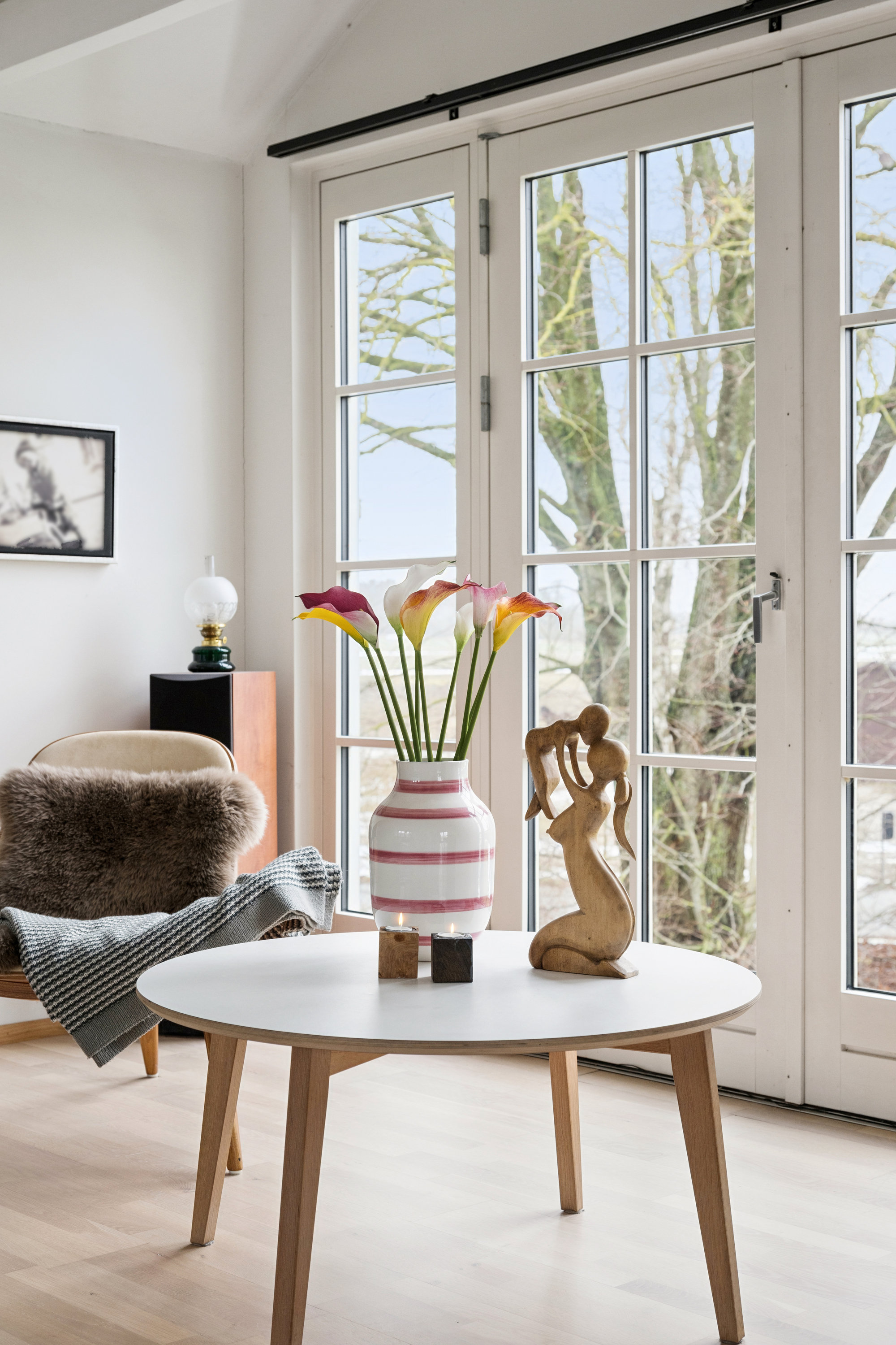 Fremhævet stue billede i fuldskærmstilstand. Billede af Engbakkevej 5, Fausing Mark, 8961 Allingåbro