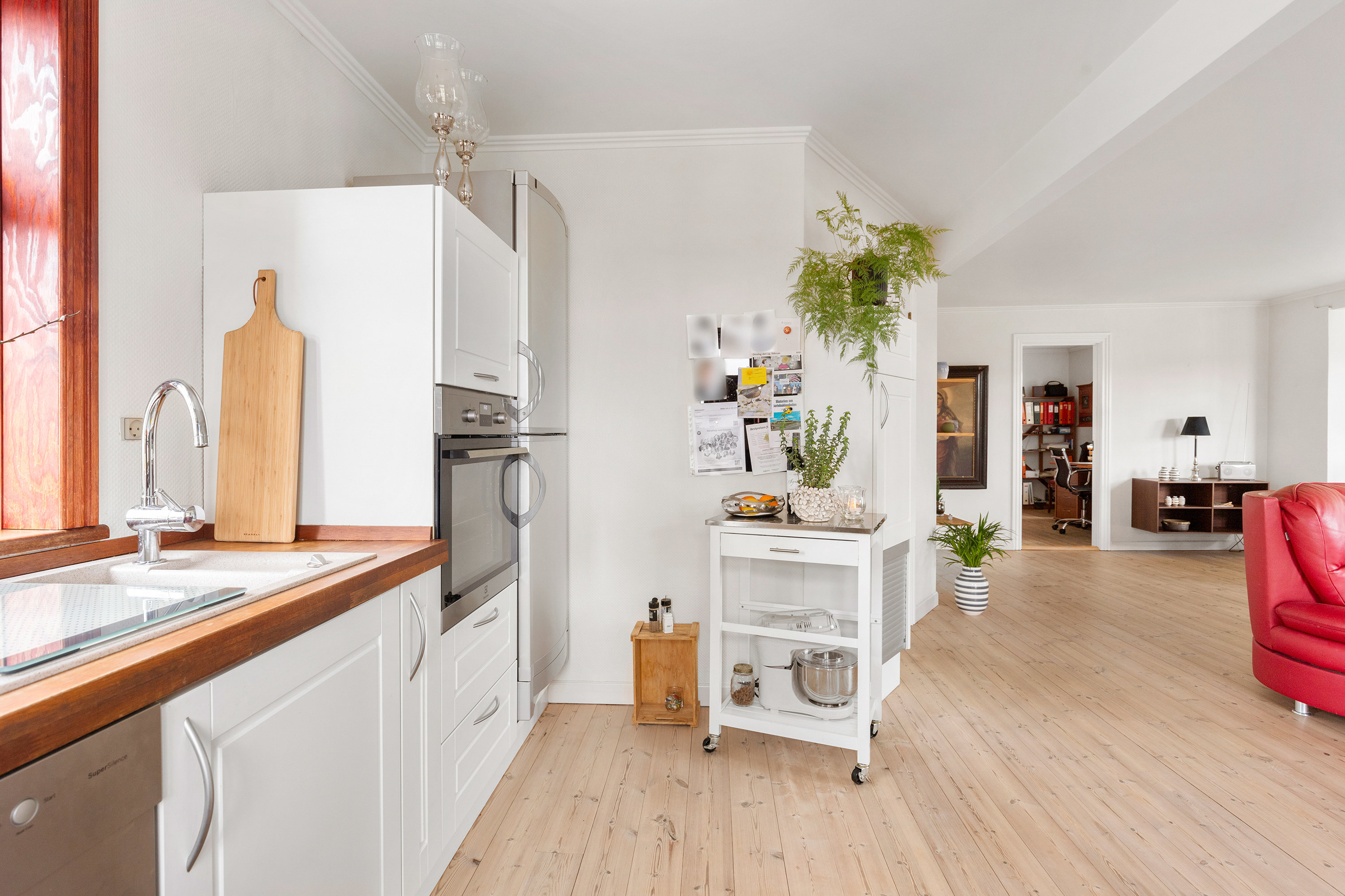 Fremhævet køkken billede i fuldskærmstilstand. Billede af Dybvad Mølle Vej 5, Dybvad Mølle, 9600 Aars