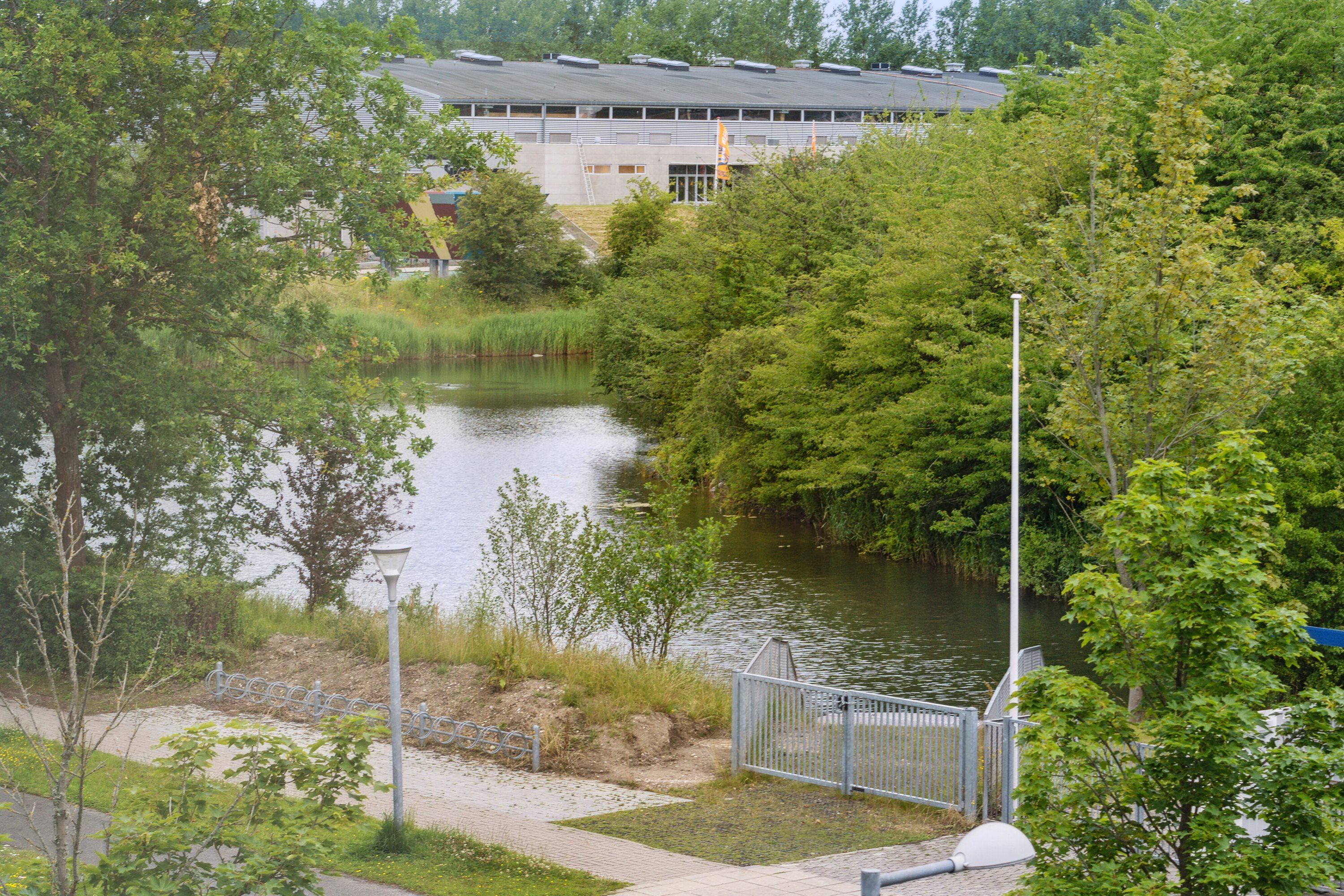 Fremhævet udendørs billede i fuldskærmstilstand. Billede af Marbæk Park 2, 1. 4., 2750 Ballerup