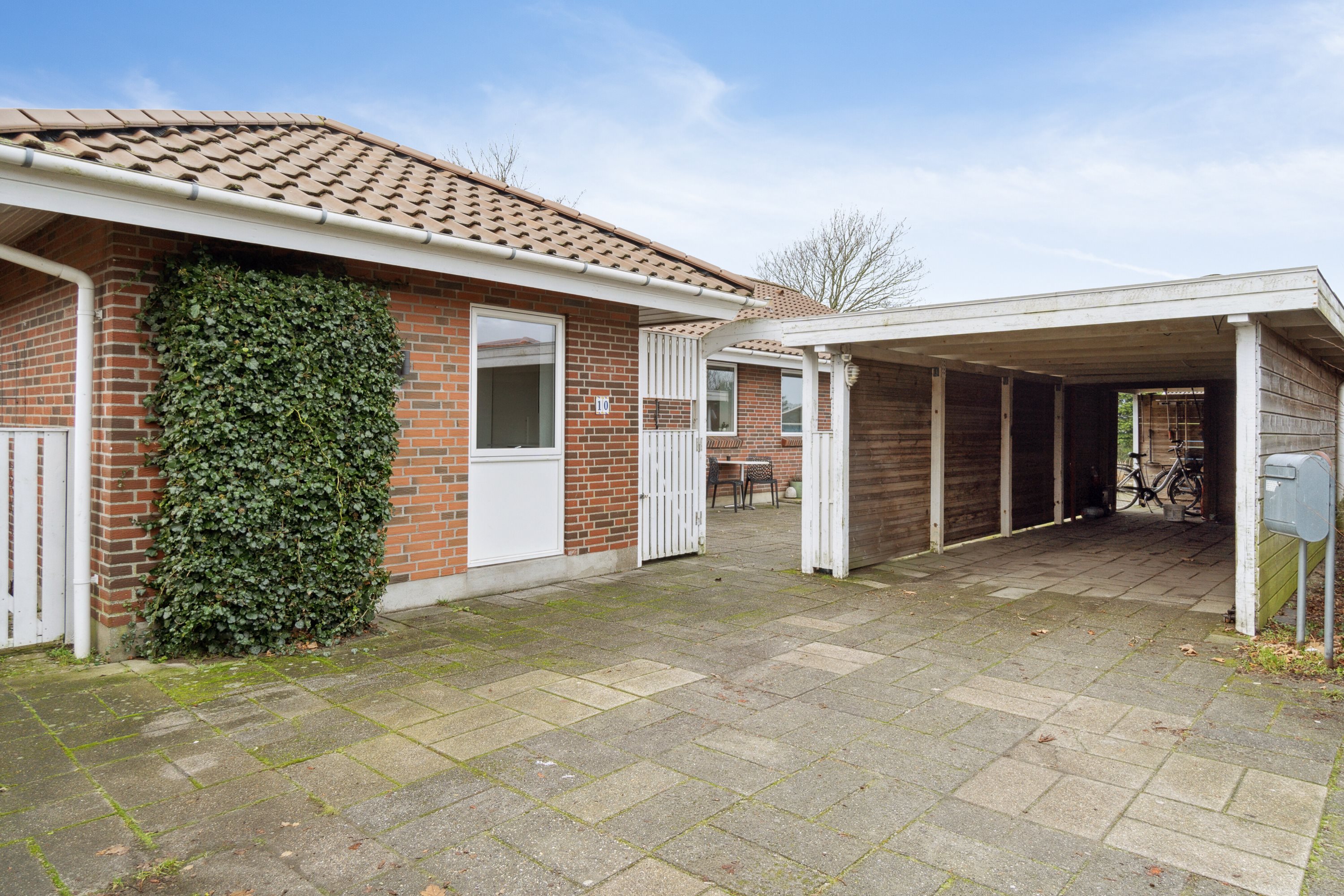 Fremhævet udendørs billede i fuldskærmstilstand. Billede af Langelandsgade 10, Rindum, 6950 Ringkøbing