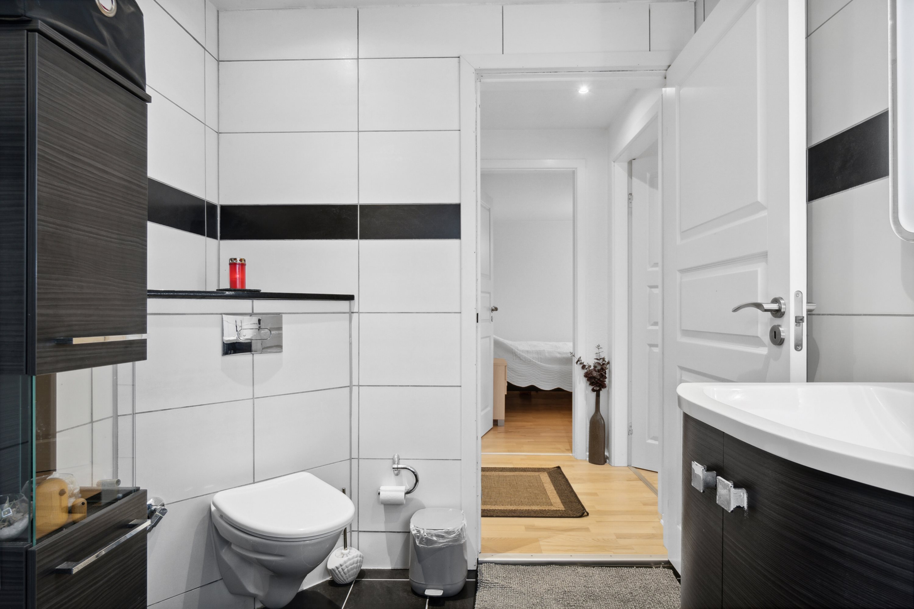 Fremhævet badeværelse billede i fuldskærmstilstand. Billede af Langelandsgade 10, Rindum, 6950 Ringkøbing