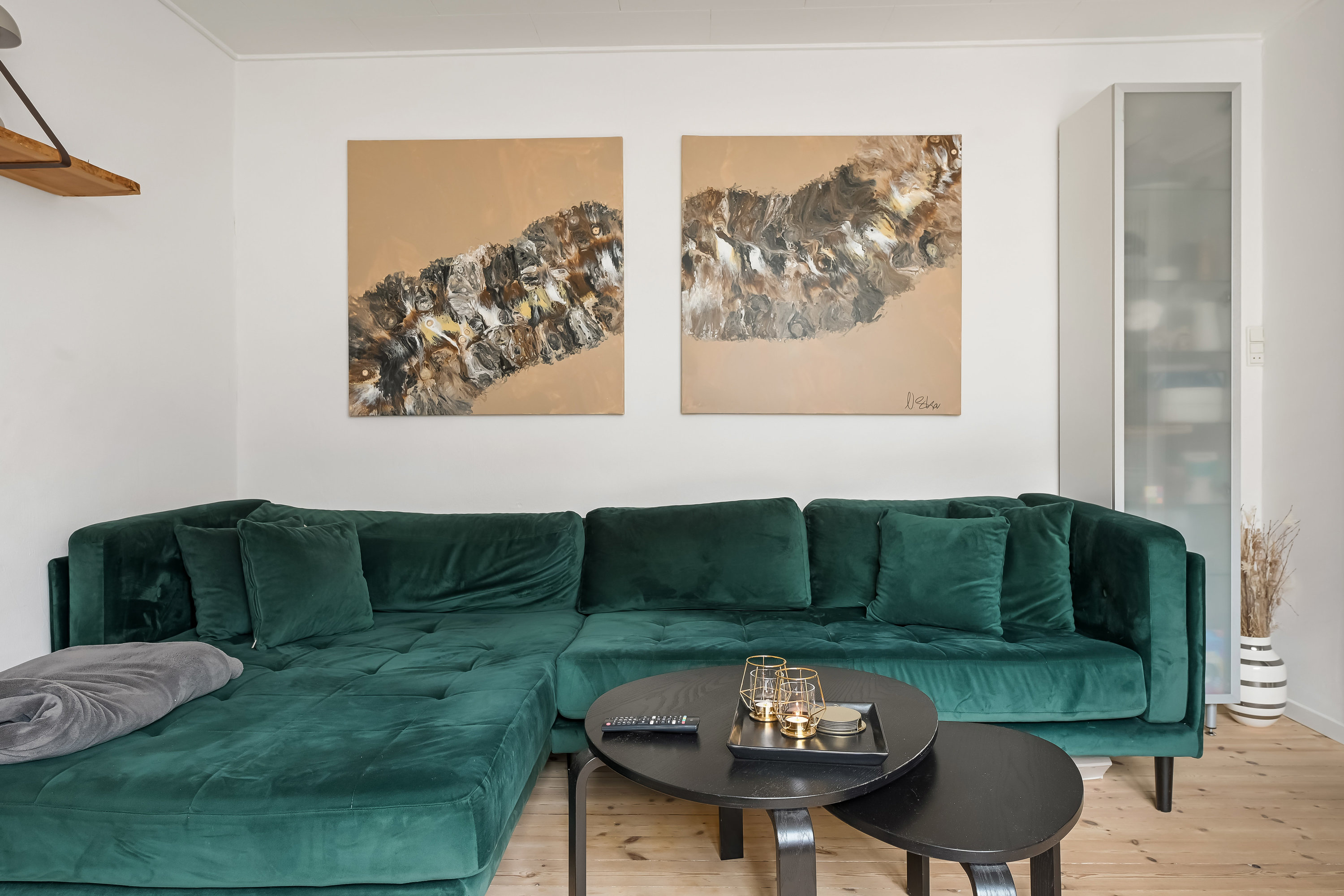 Fremhævet stue billede i fuldskærmstilstand. Billede af Nygårdsvej 129A, st.. tv., 6700 Esbjerg