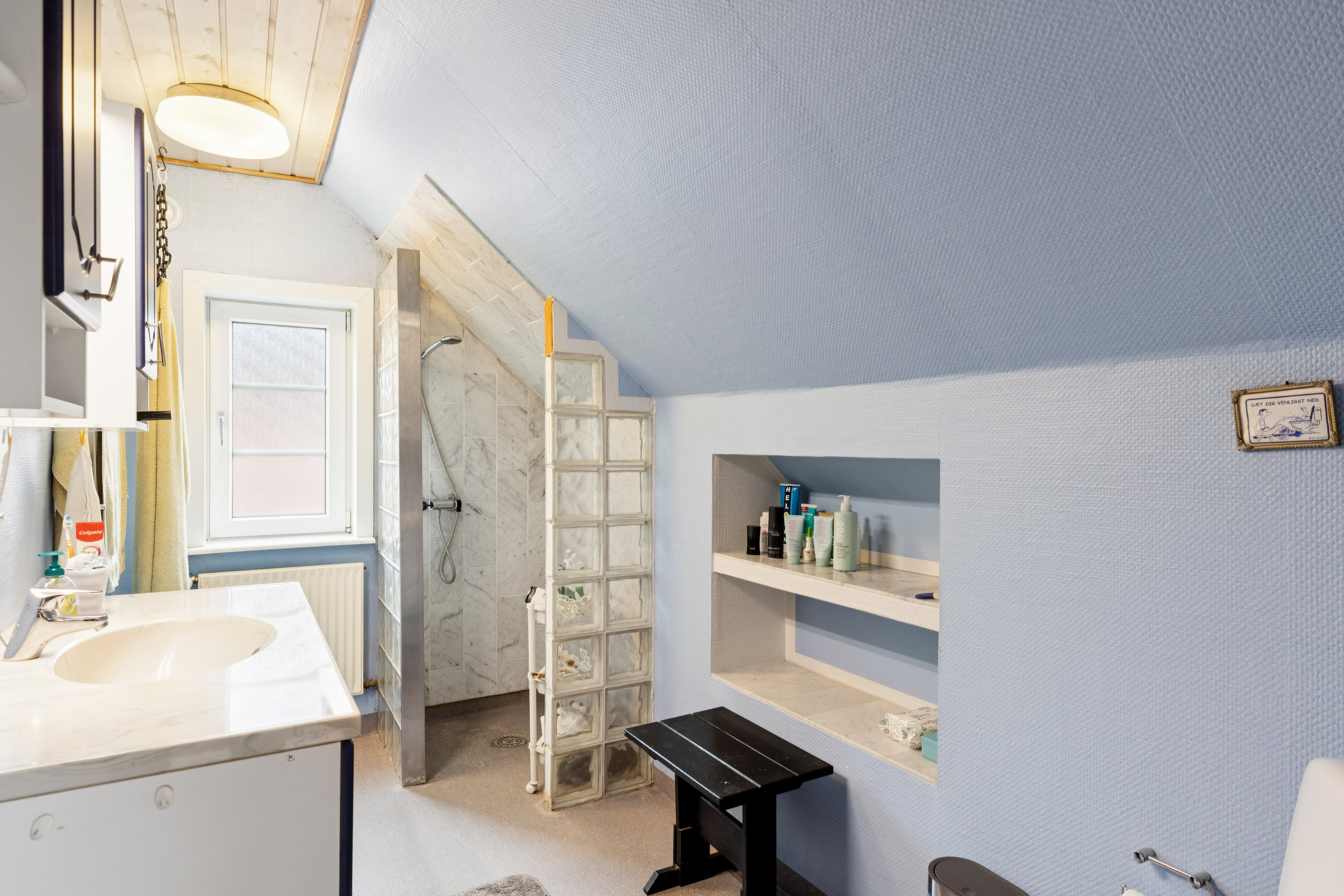 Fremhævet badeværelse billede i fuldskærmstilstand. Billede af Vestergade 4, 6690 Gørding
