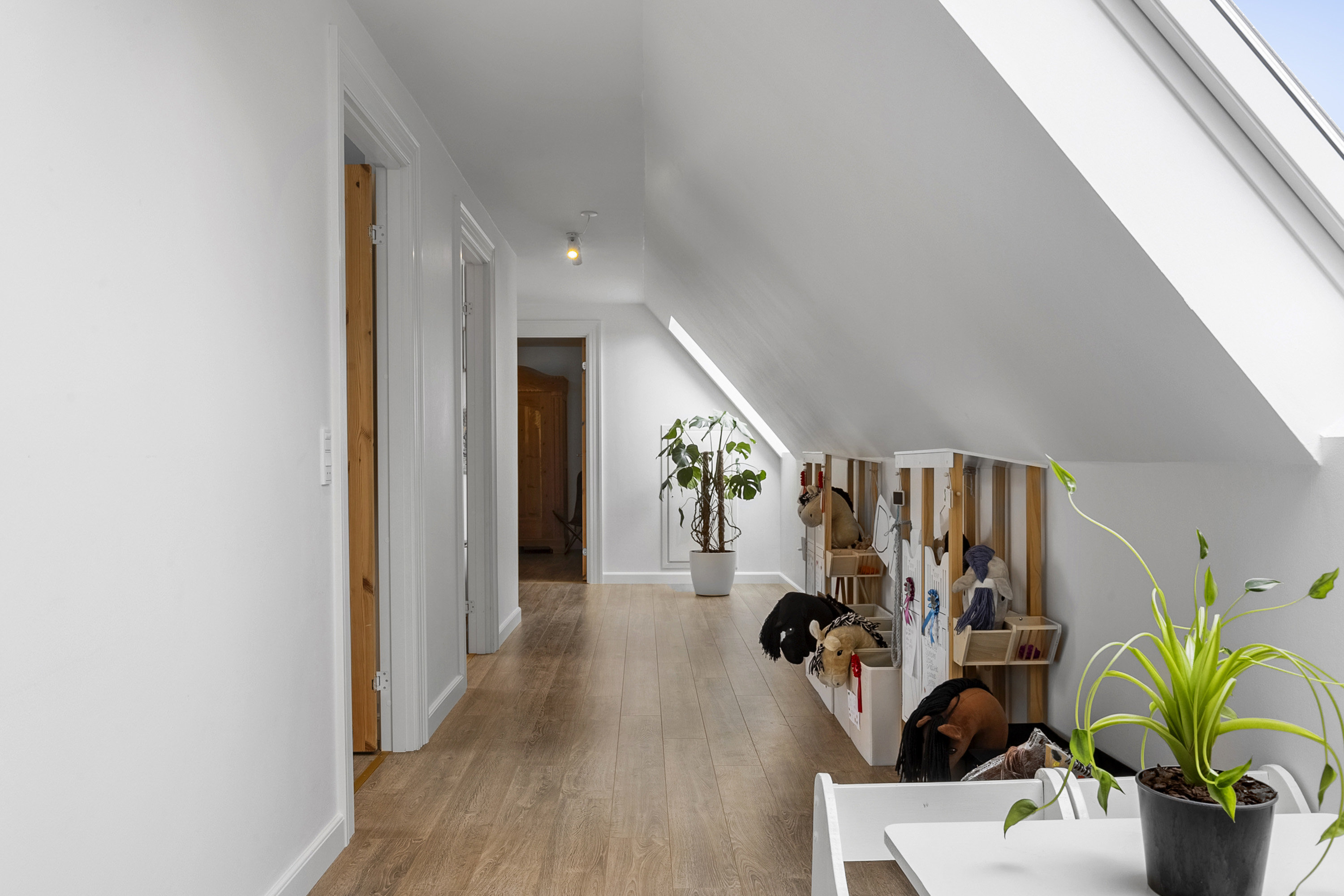 Fremhævet  billede i fuldskærmstilstand. Billede af Sognevej 9, Enslev, 8983 Gjerlev J