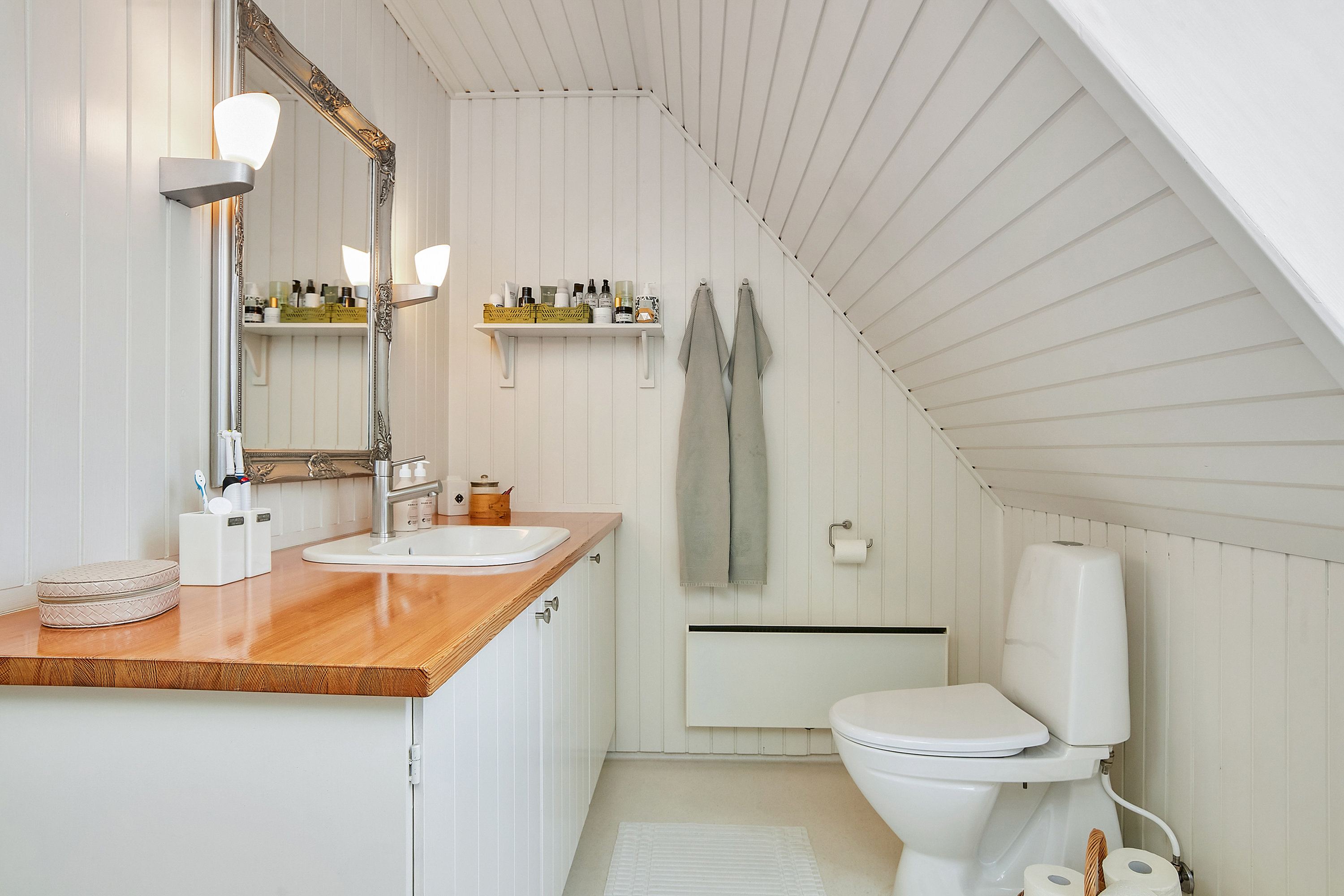 Fremhævet andet billede i fuldskærmstilstand. Billede af Banevej 11, Ølholm, 7160 Tørring