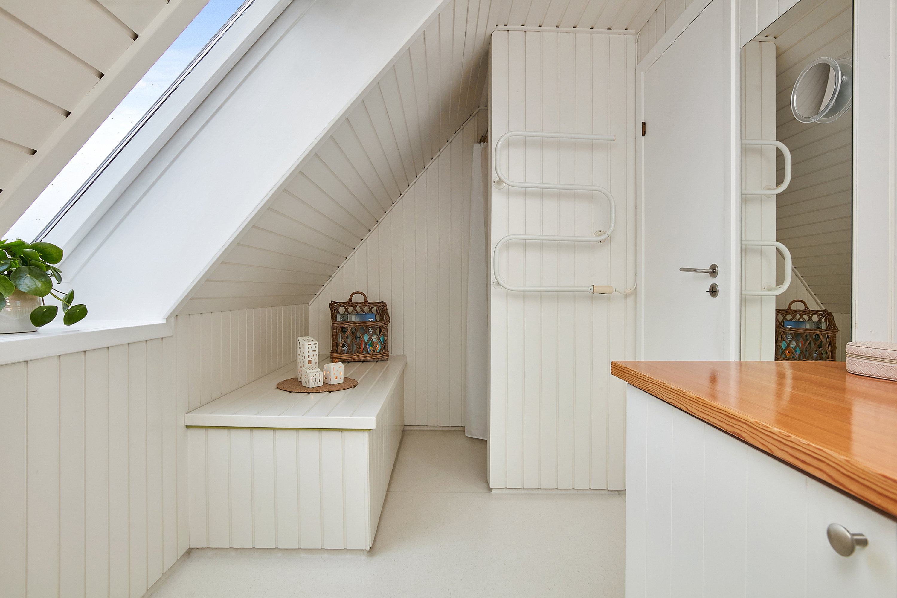 Fremhævet andet billede i fuldskærmstilstand. Billede af Banevej 11, Ølholm, 7160 Tørring