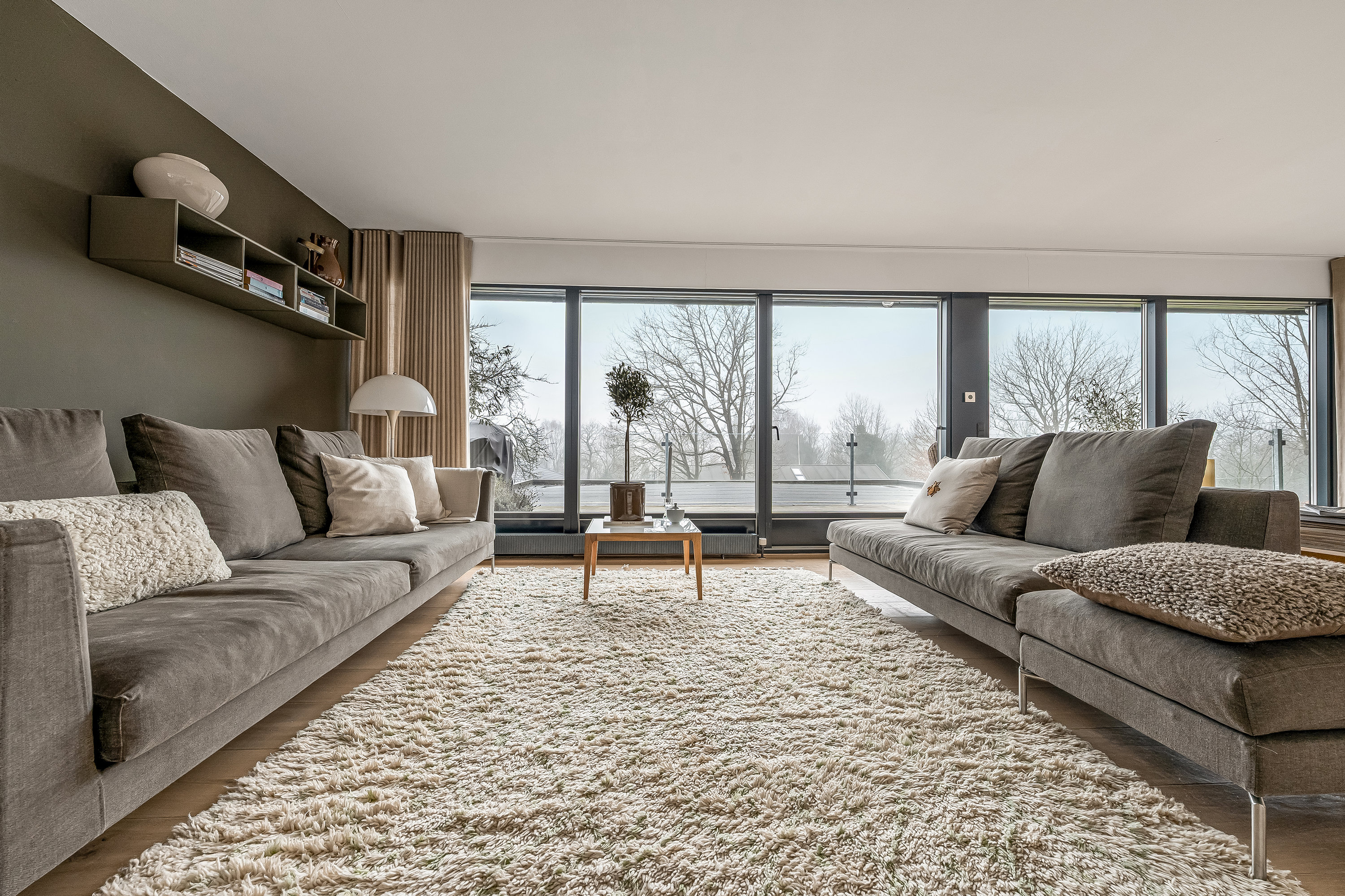 Fremhævet stue billede i fuldskærmstilstand. Billede af Spinkebjerg 8, Gjellerup, 7400 Herning