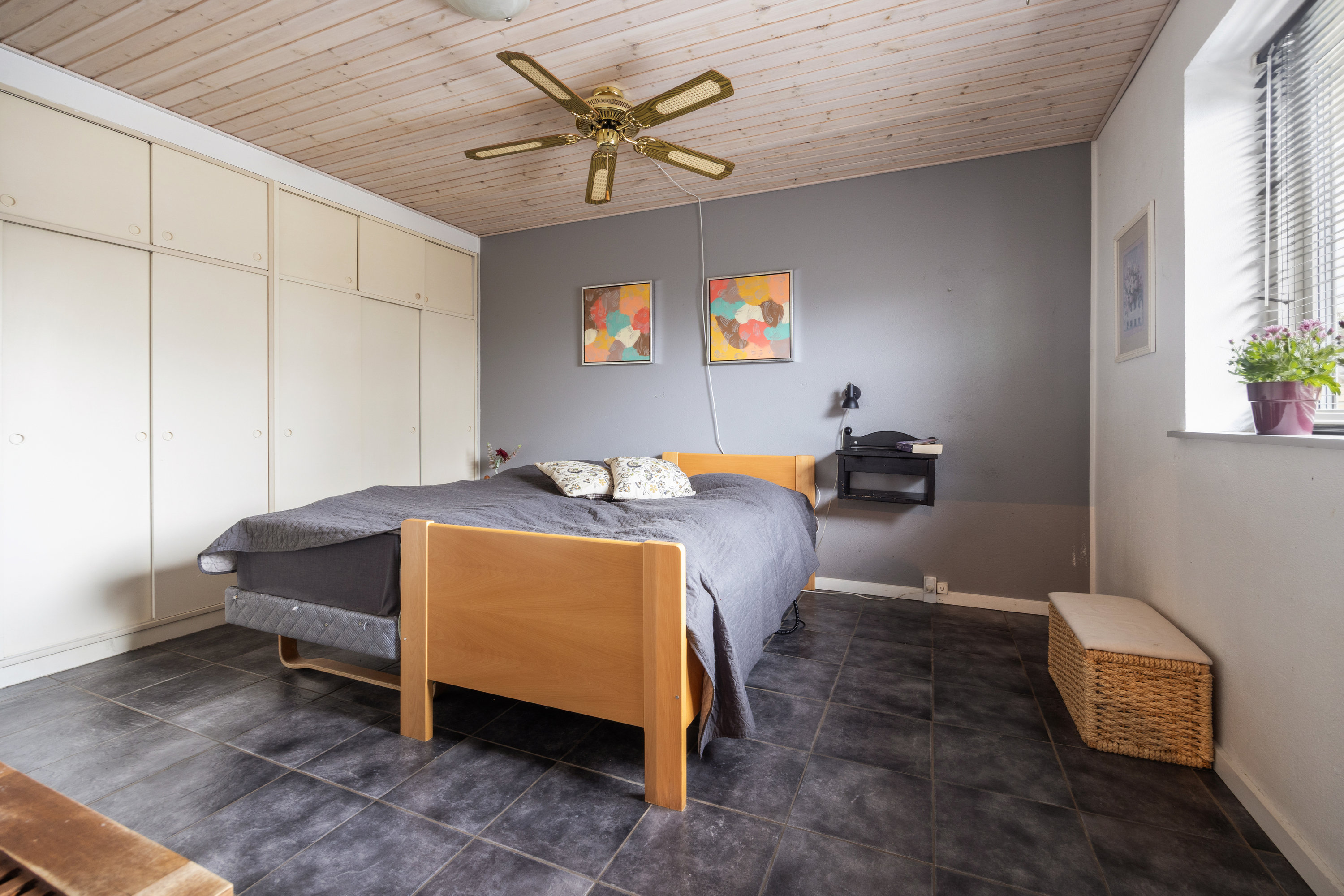 Fremhævet stue billede i fuldskærmstilstand. Billede af Dunbirkevej 14, 9382 Tylstrup