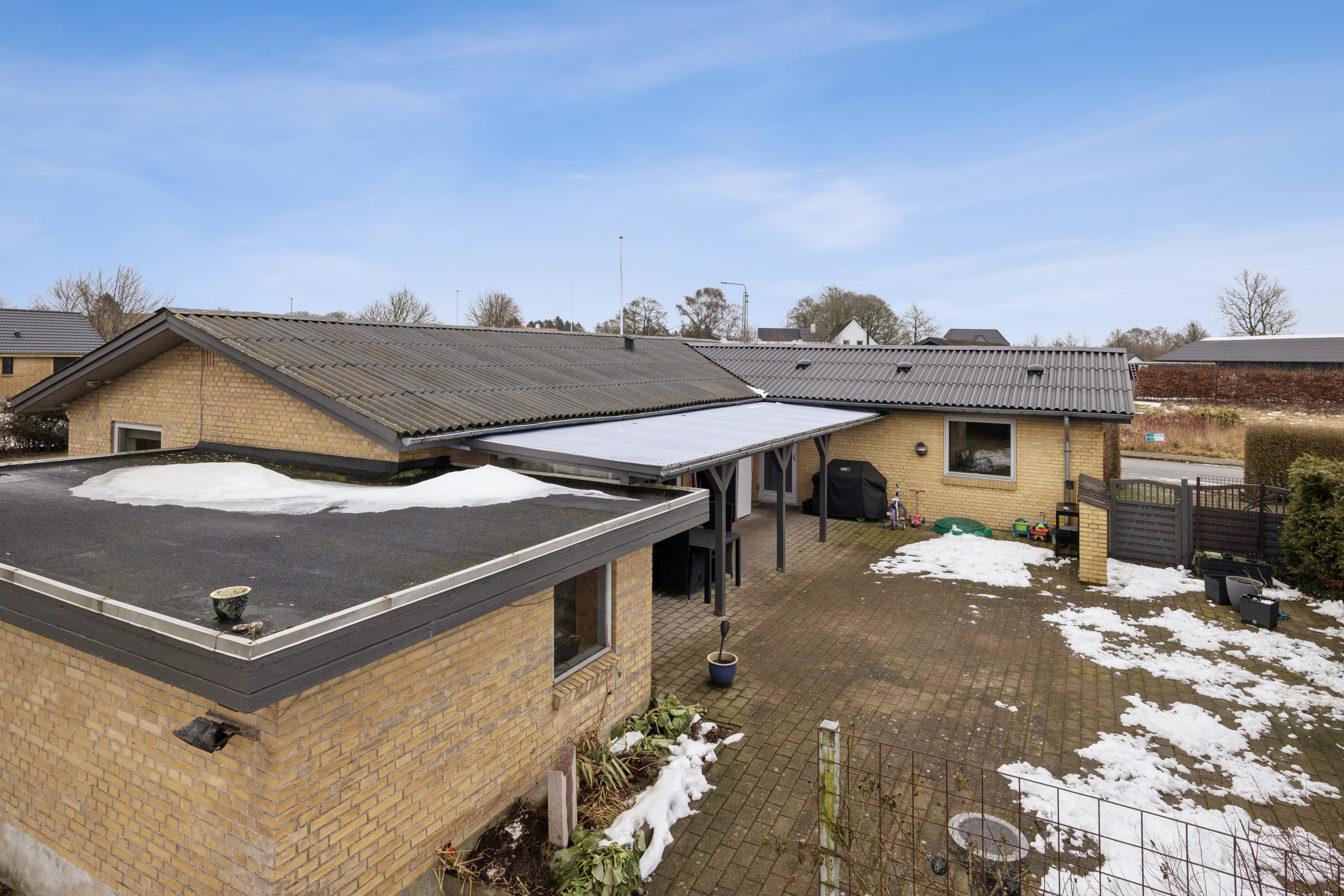 Fremhævet andet billede i fuldskærmstilstand. Billede af Dunbirkevej 14, 9382 Tylstrup