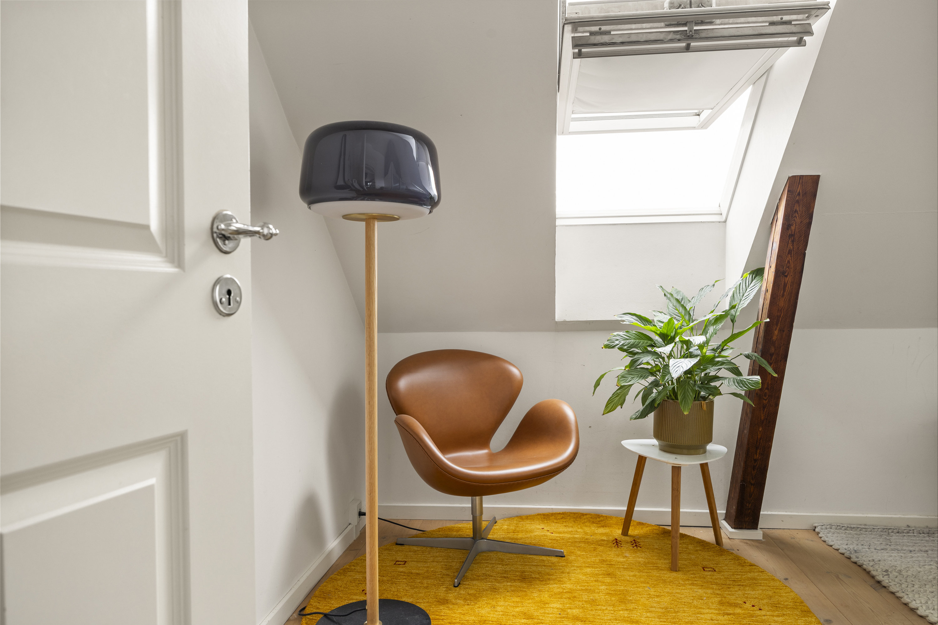 Fremhævet andet billede i fuldskærmstilstand. Billede af Julius Bloms Gade 29, 4. th., 2200 København N