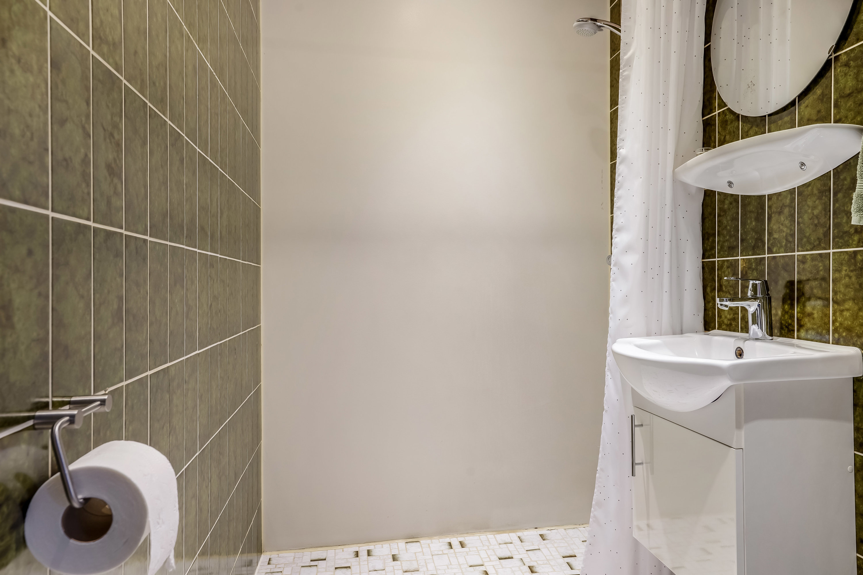 Fremhævet badeværelse billede i fuldskærmstilstand. Billede af Toftevej 13, Gelsted, 5591 Gelsted