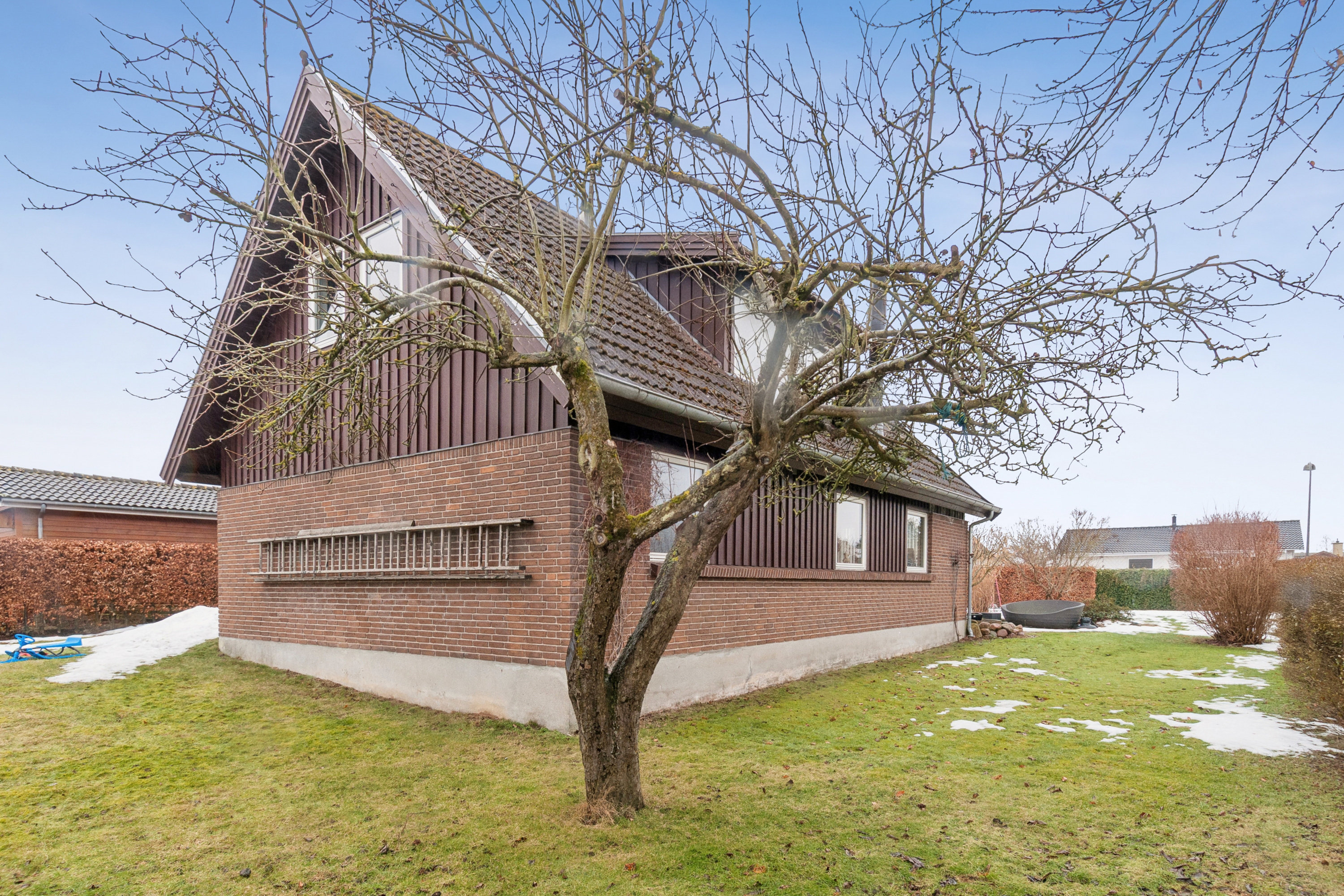 Fremhævet andet billede i fuldskærmstilstand. Billede af Kamdalen 32, 2730 Herlev