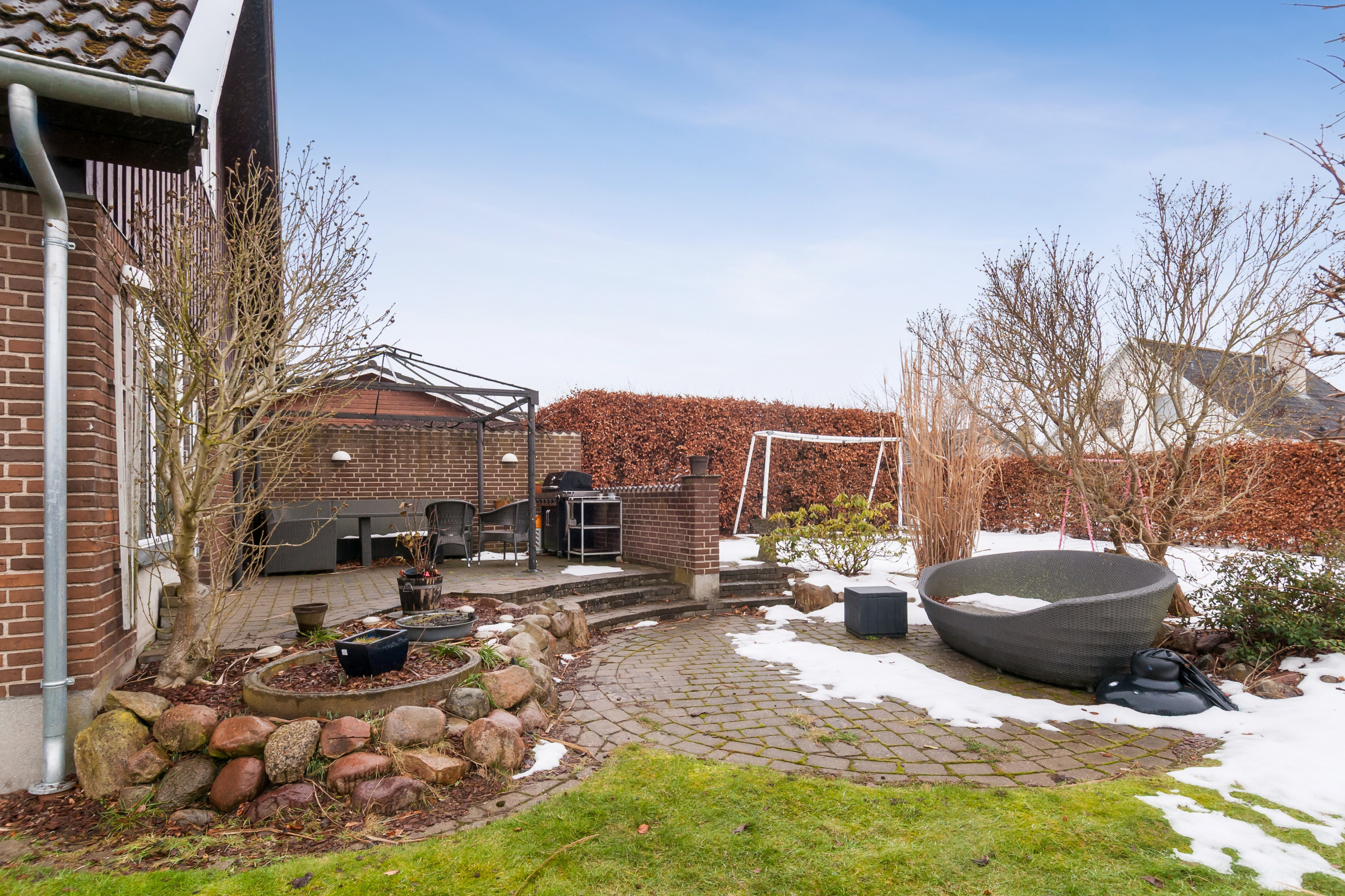 Fremhævet have billede i fuldskærmstilstand. Billede af Kamdalen 32, 2730 Herlev