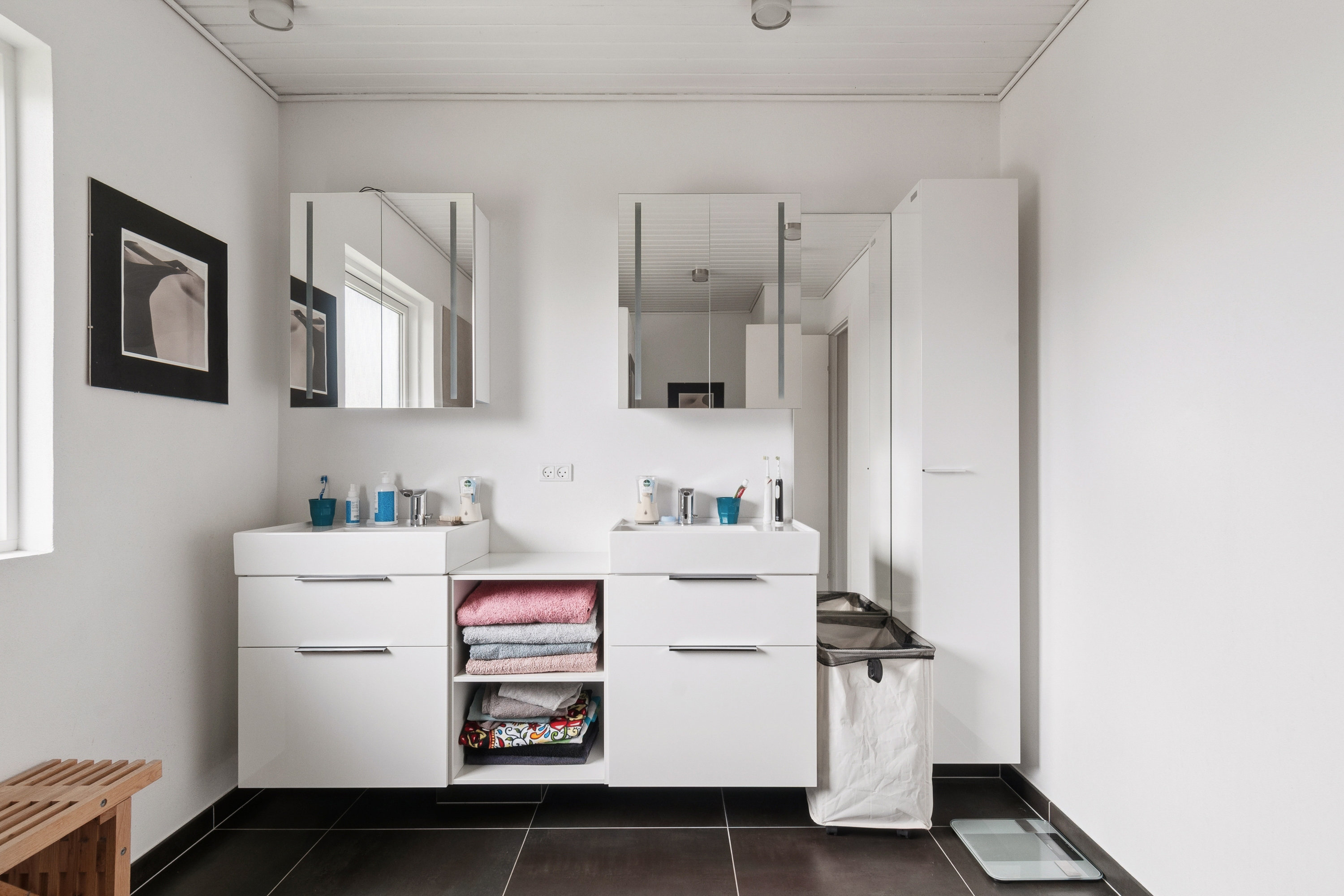 Fremhævet værelse billede i fuldskærmstilstand. Billede af Kamdalen 32, 2730 Herlev