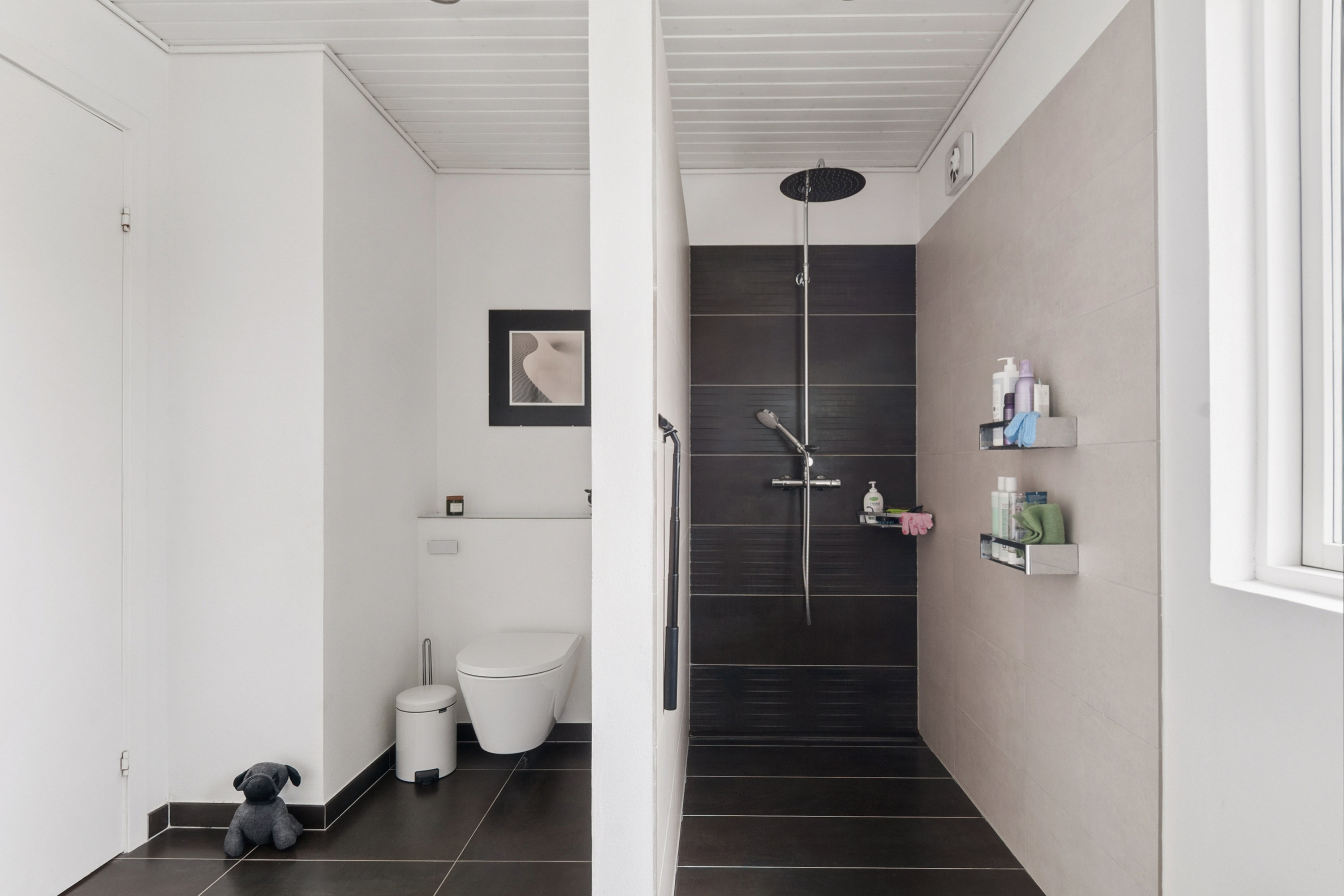 Fremhævet badeværelse billede i fuldskærmstilstand. Billede af Kamdalen 32, 2730 Herlev