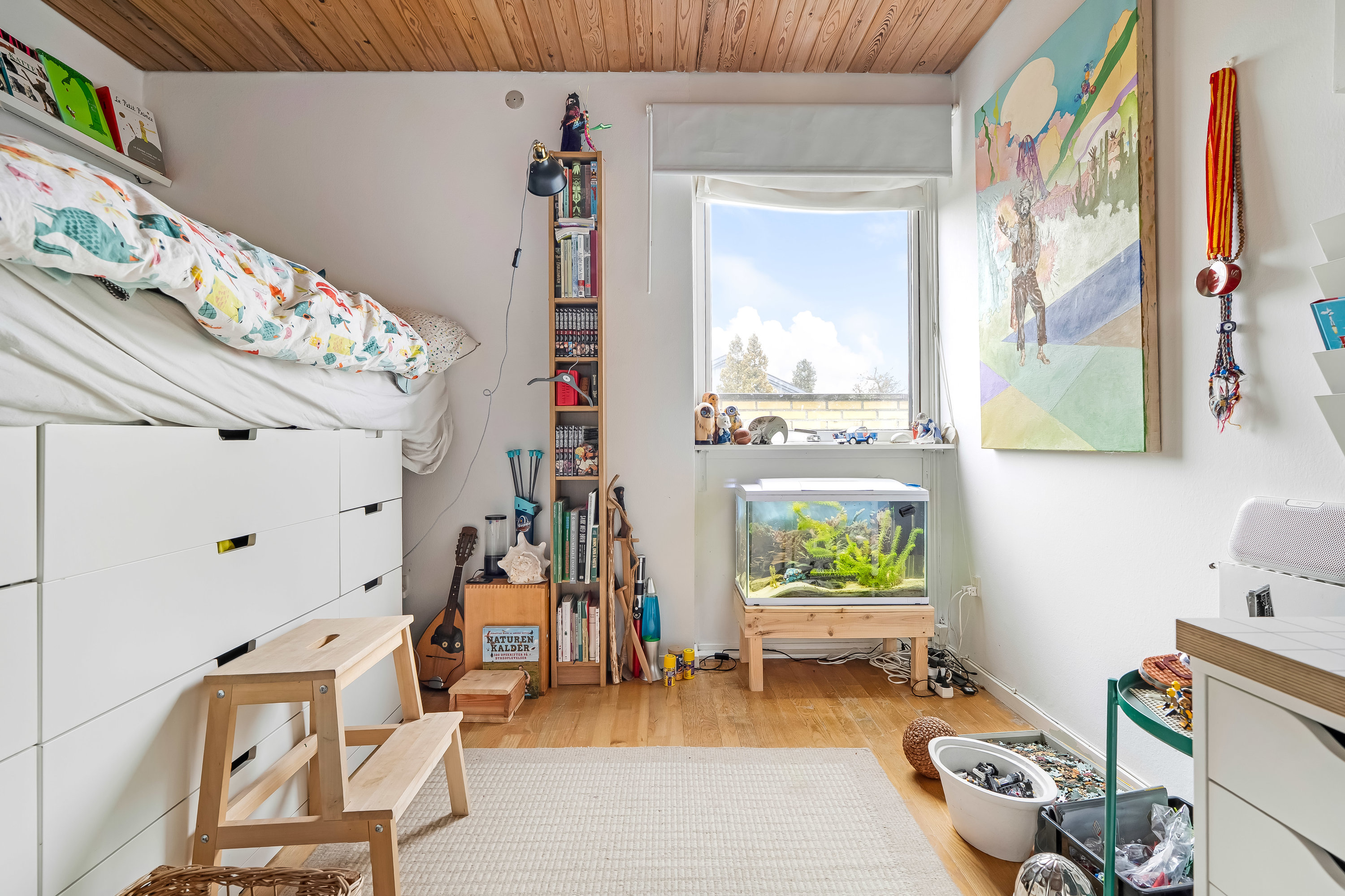 Fremhævet værelse billede i fuldskærmstilstand. Billede af Sporemagervej 14, 3400 Hillerød