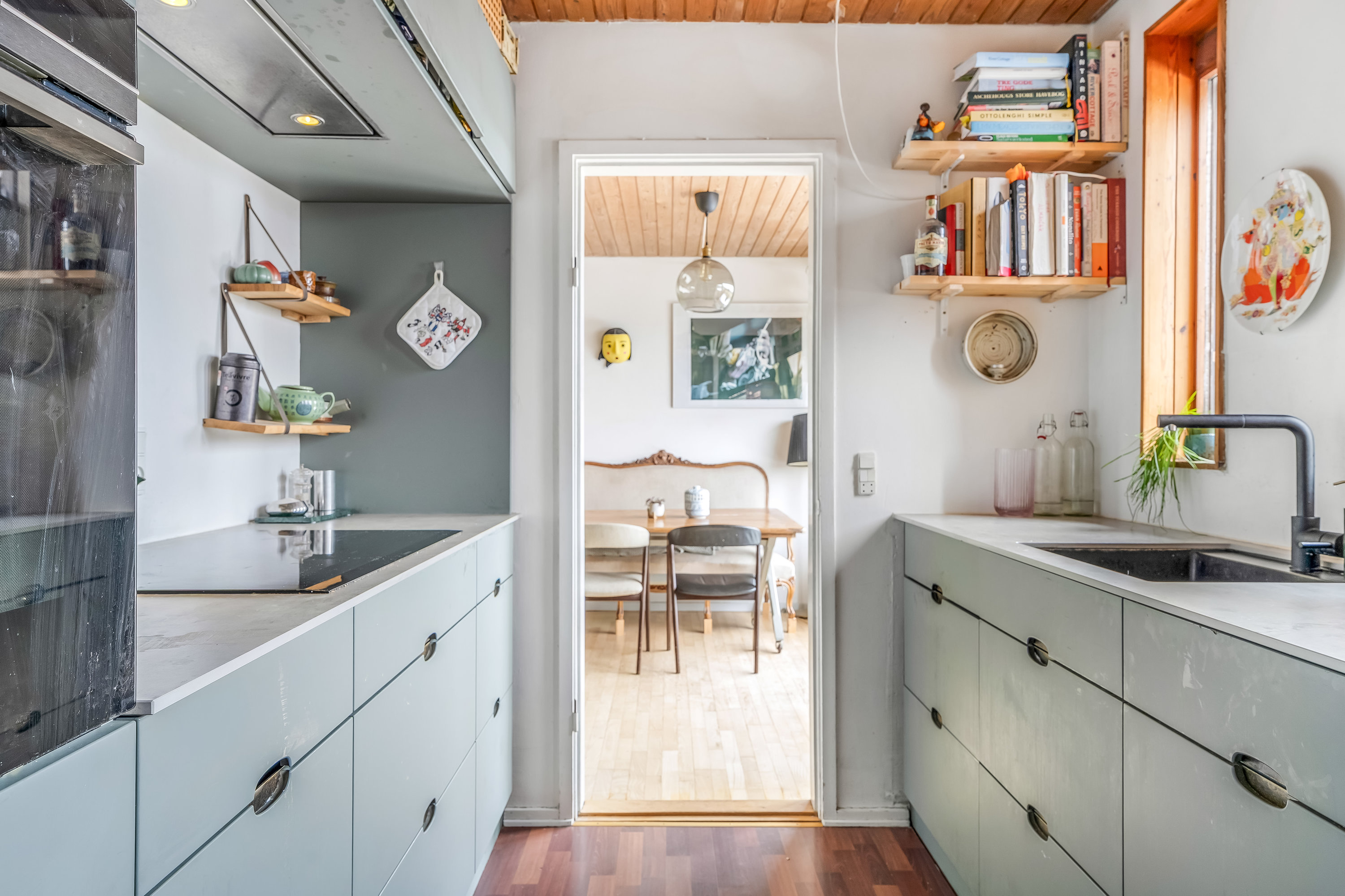 Fremhævet køkken billede i fuldskærmstilstand. Billede af Sporemagervej 14, 3400 Hillerød