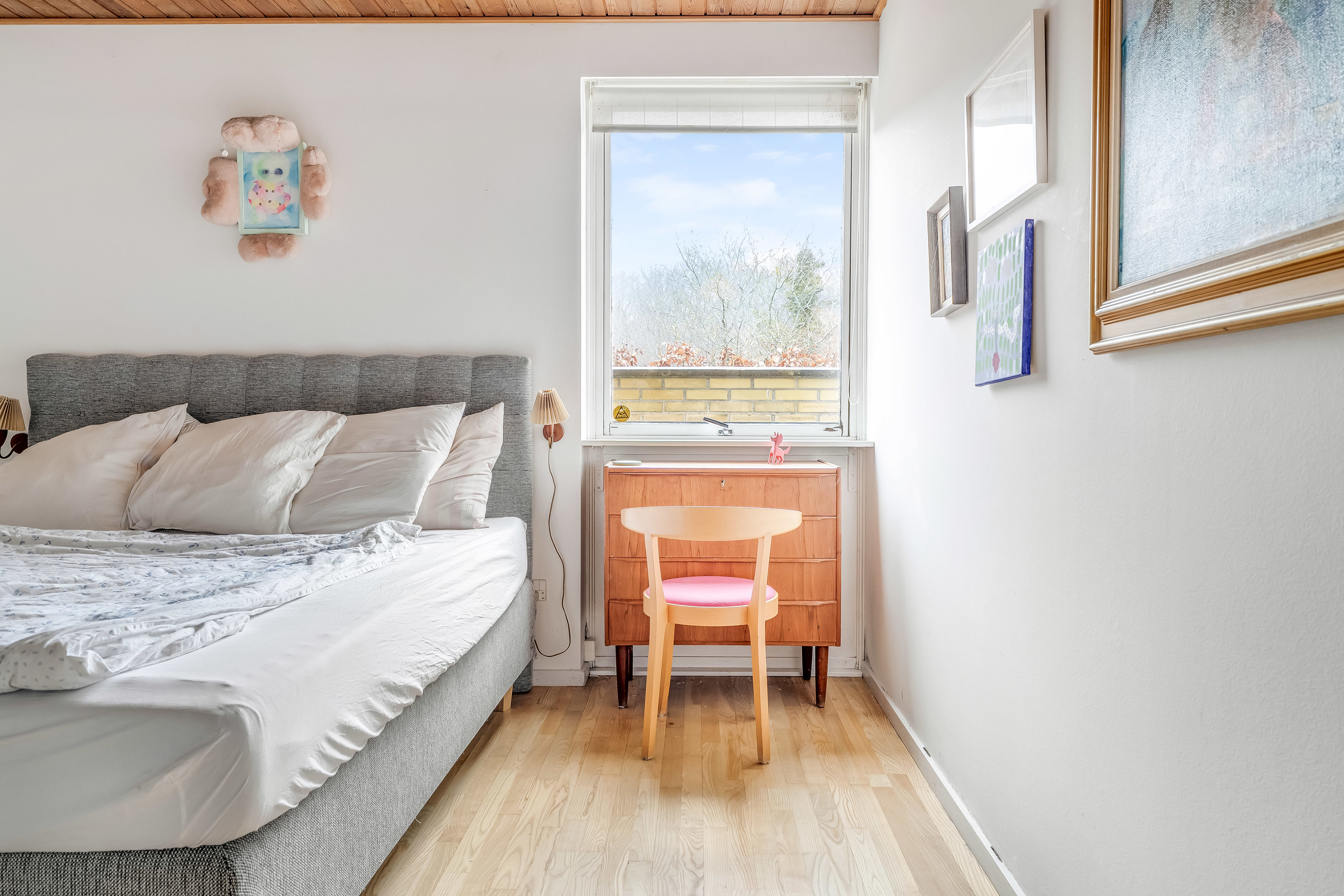 Fremhævet andet billede i fuldskærmstilstand. Billede af Sporemagervej 14, 3400 Hillerød