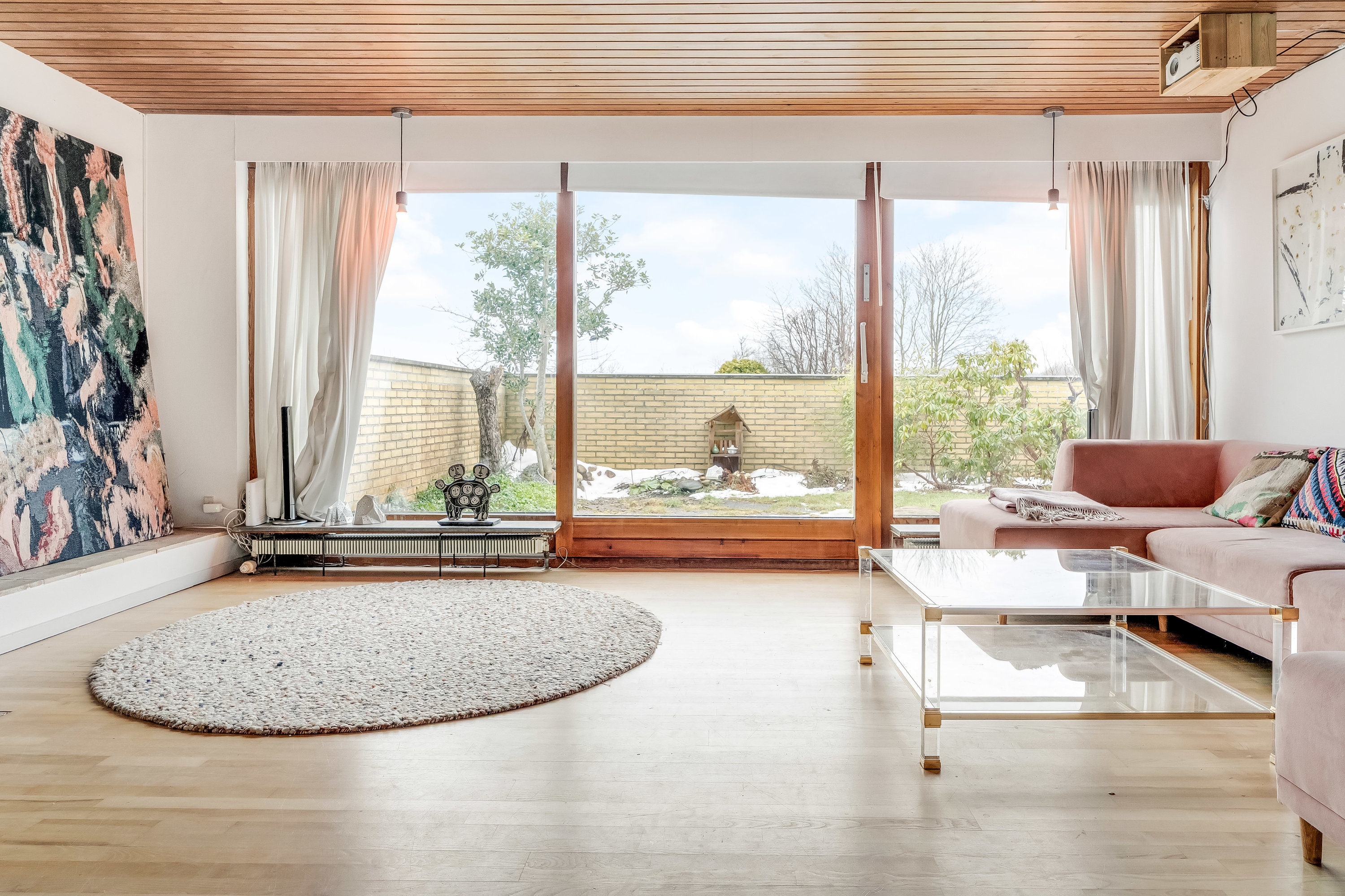 Fremhævet stue billede i fuldskærmstilstand. Billede af Sporemagervej 14, 3400 Hillerød