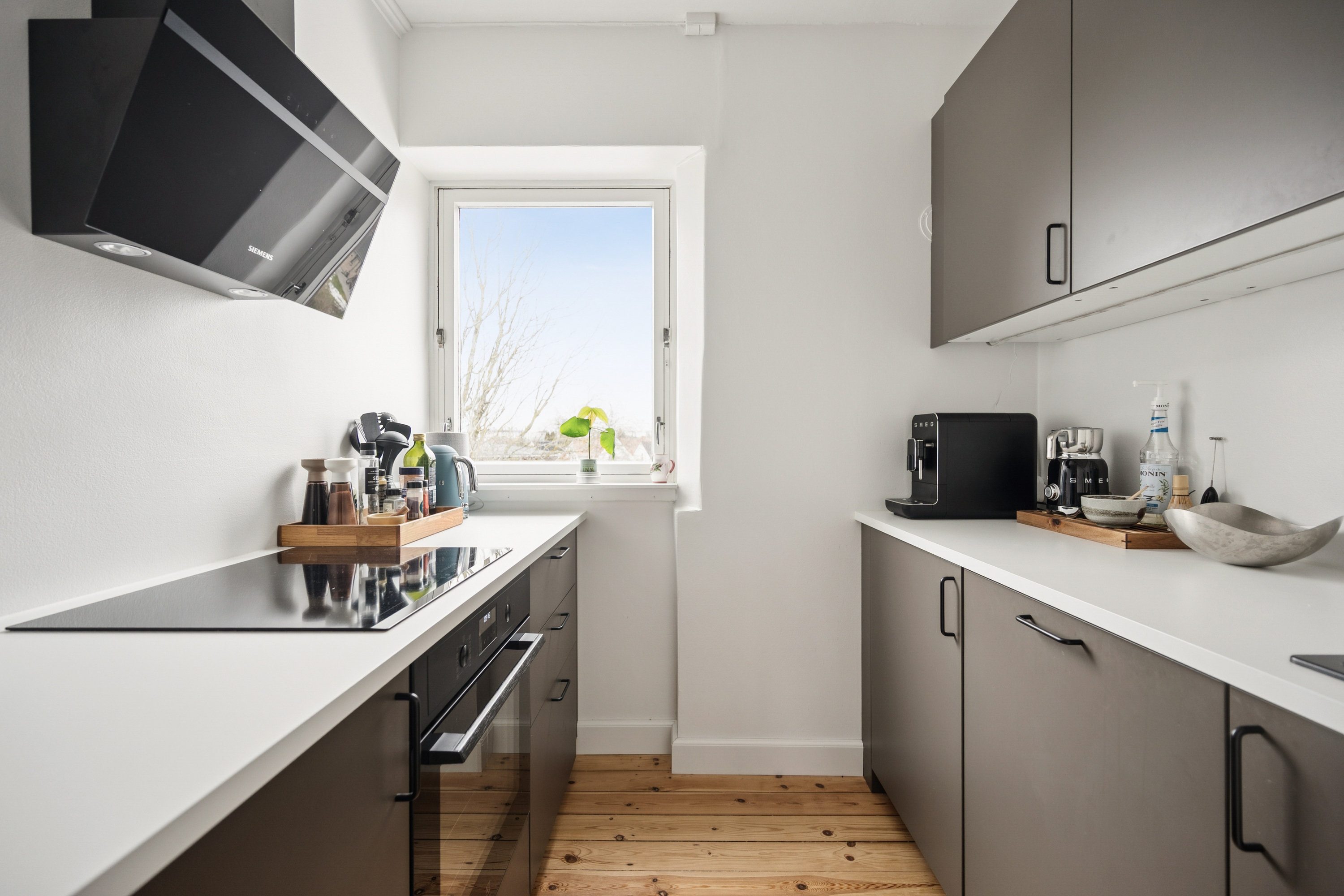 Fremhævet køkken billede i fuldskærmstilstand. Billede af Folehaven 90, 2. tv., 2500 Valby