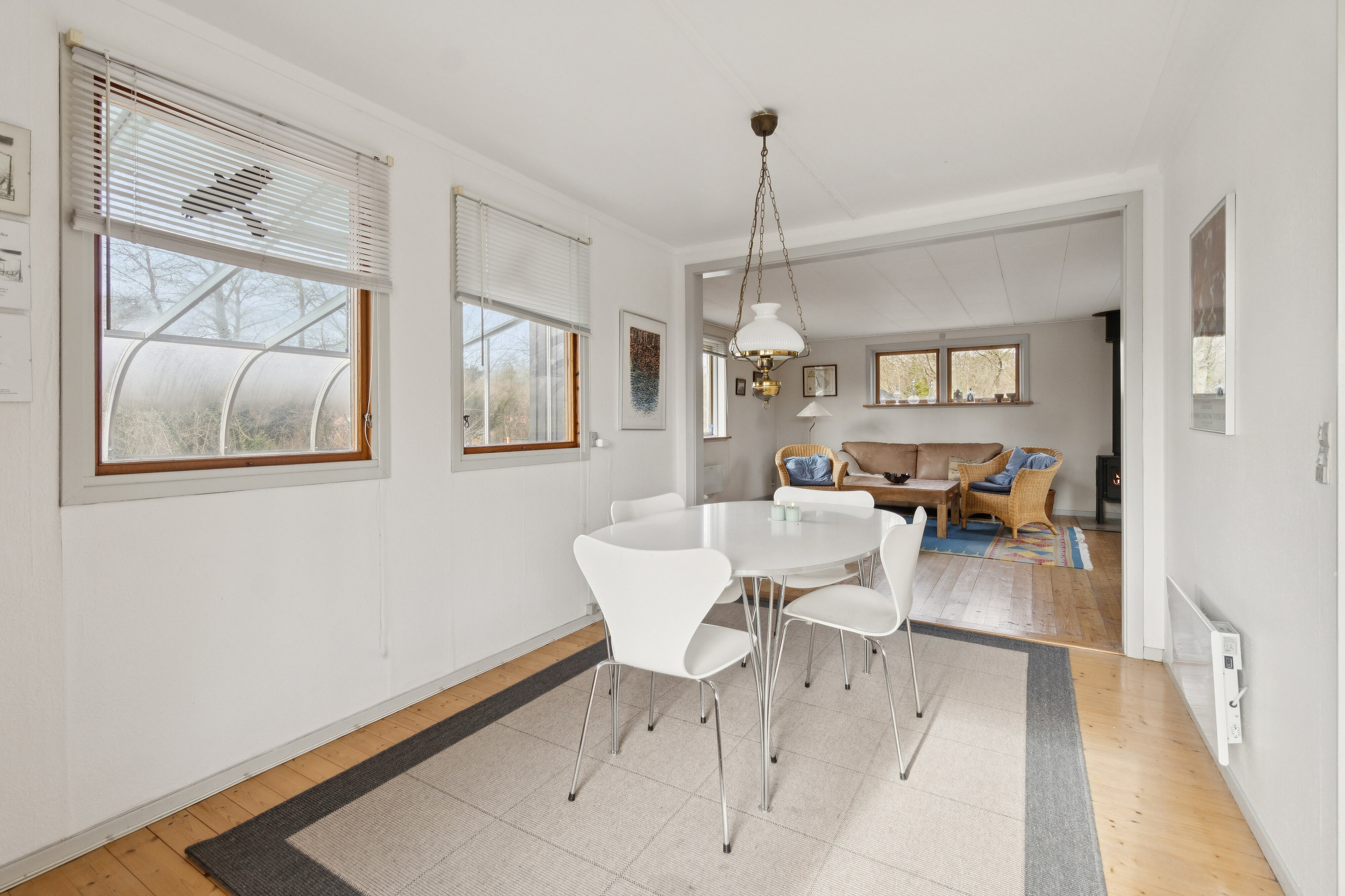 Fremhævet spisestue billede i fuldskærmstilstand. Billede af Myrevej 3, Balka, 3730 Nexø