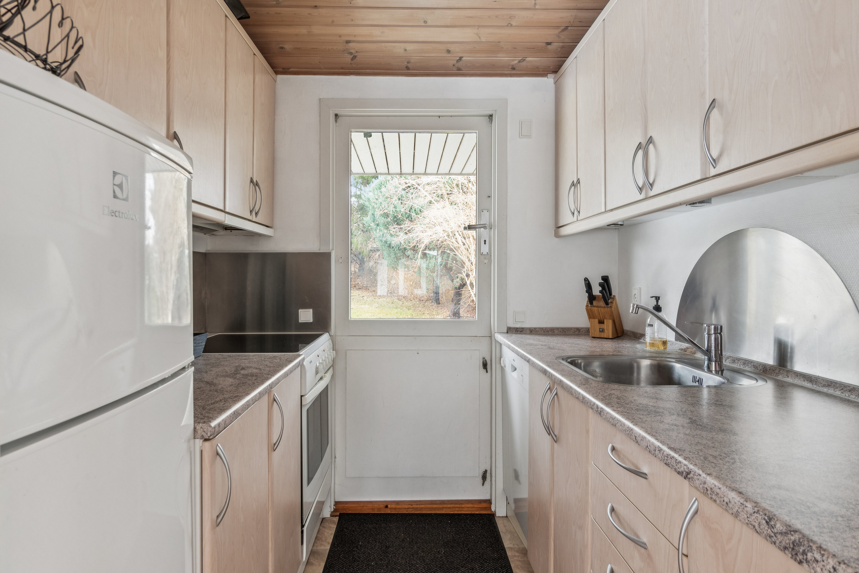 Fremhævet køkken billede i fuldskærmstilstand. Billede af Præstekrogen 7, Ordrup, 4540 Fårevejle