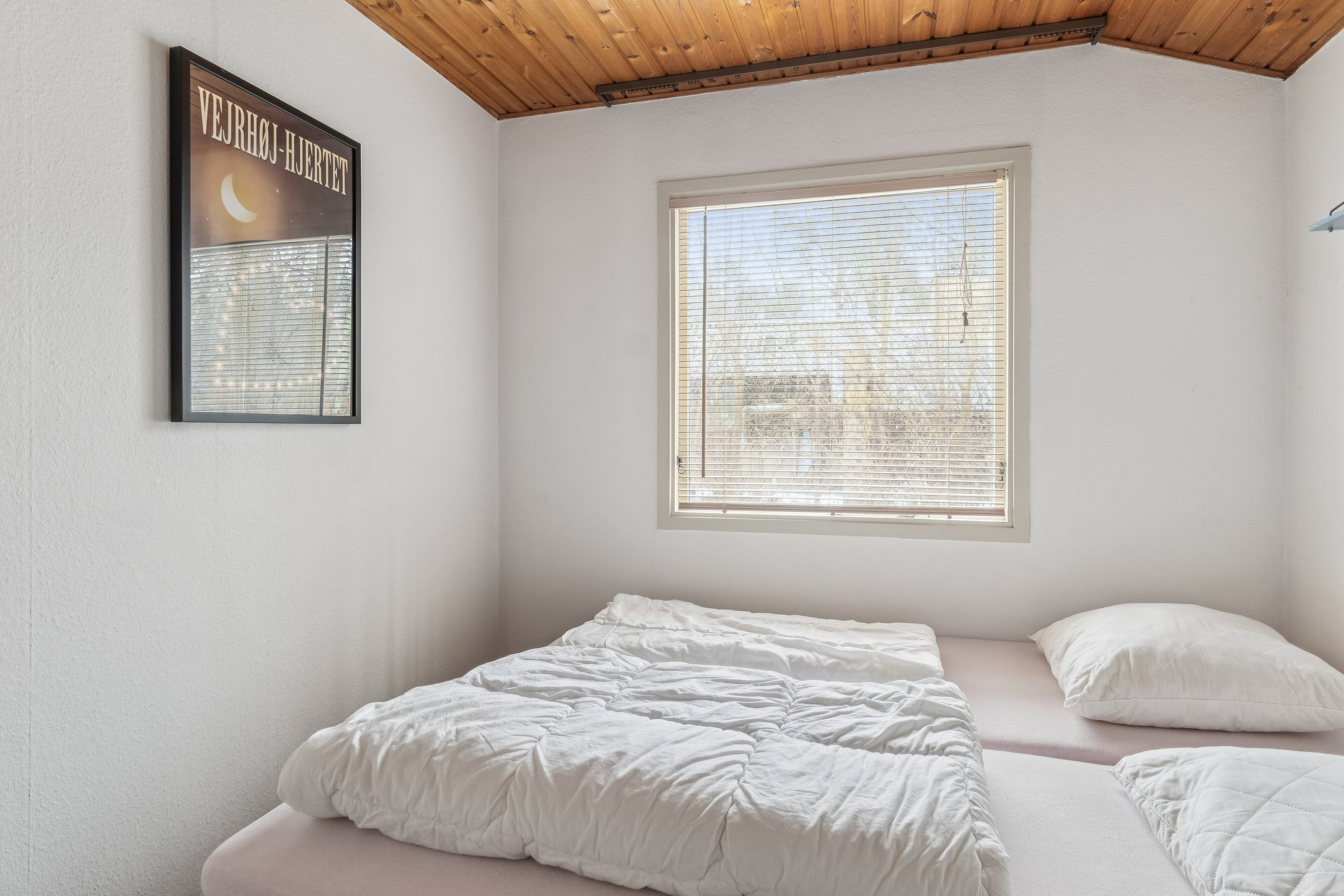 Fremhævet soveværelse billede i fuldskærmstilstand. Billede af Præstekrogen 7, Ordrup, 4540 Fårevejle