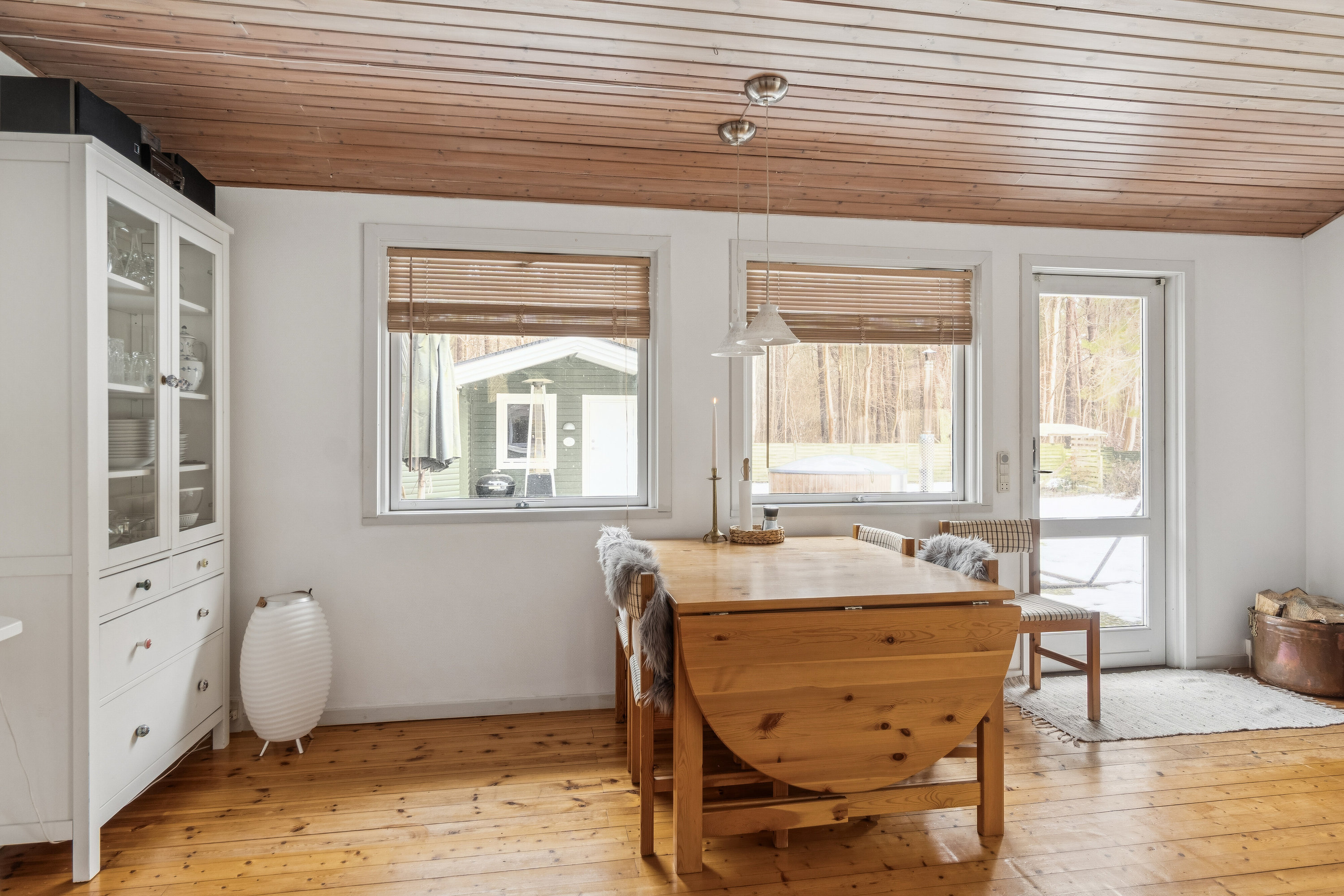 Fremhævet spisestue billede i fuldskærmstilstand. Billede af Præstekrogen 7, Ordrup, 4540 Fårevejle