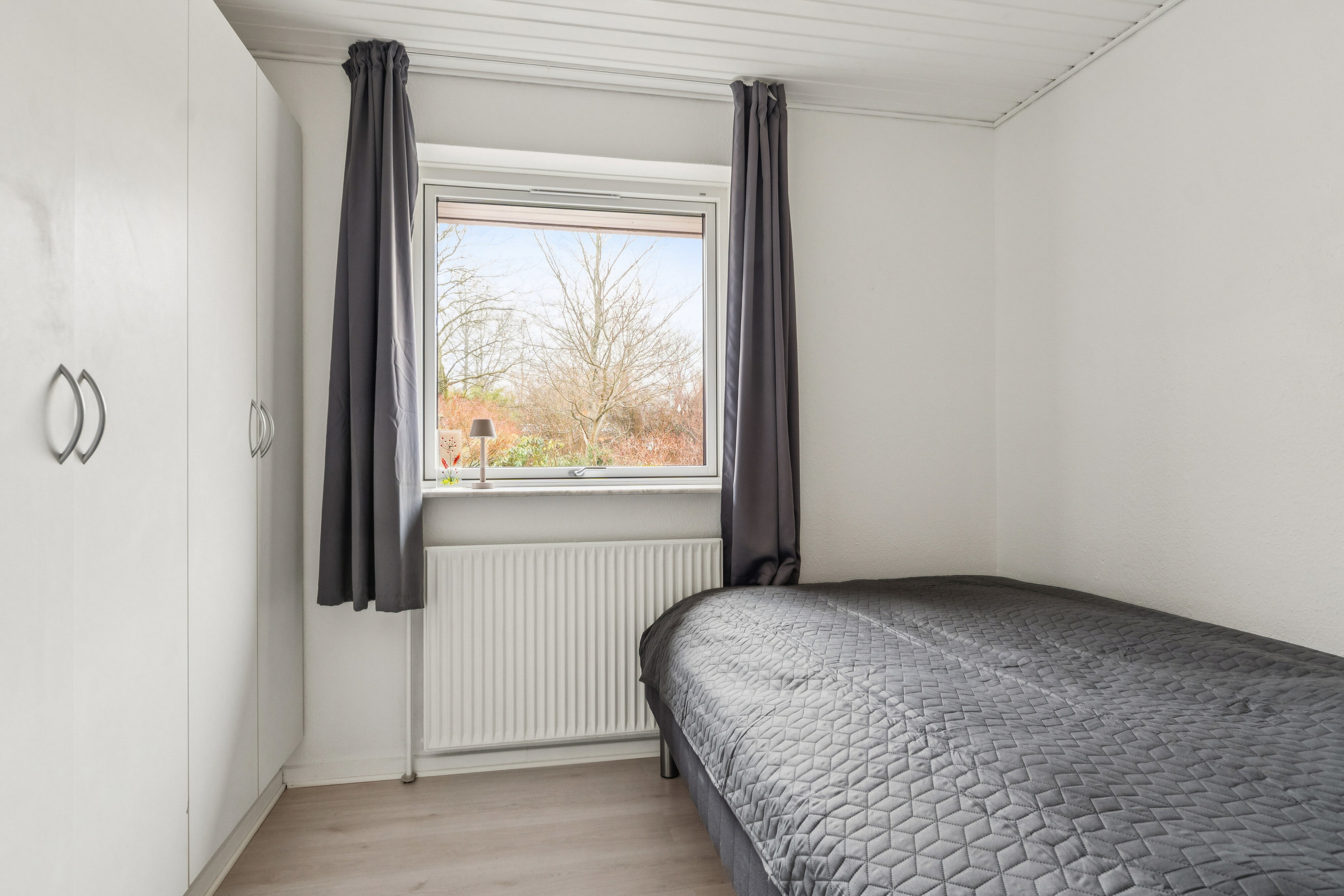 Fremhævet soveværelse billede i fuldskærmstilstand. Billede af Smedegårdsvej 18, 7430 Ikast