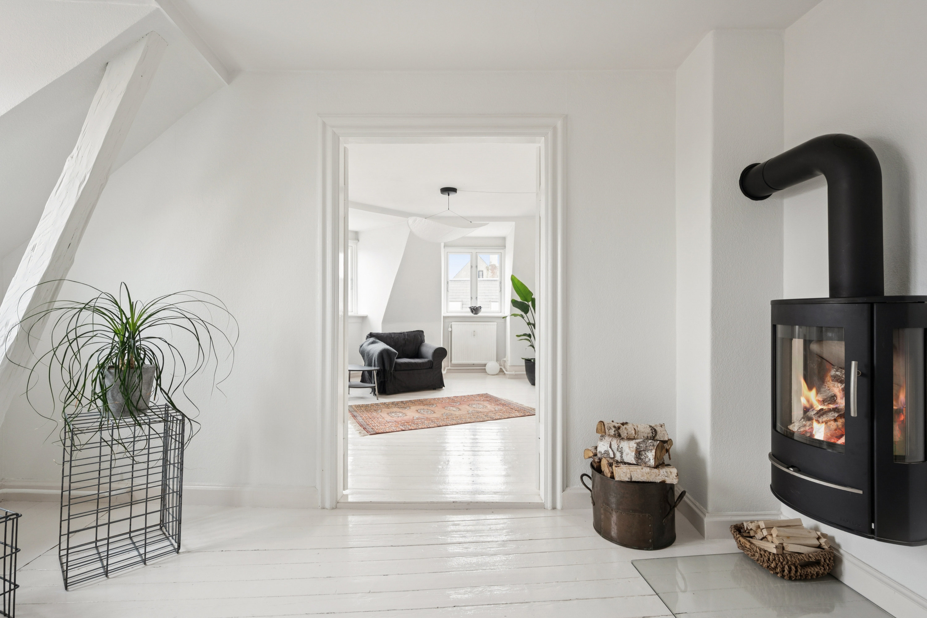 Fremhævet stue billede i fuldskærmstilstand. Billede af Hovedvagtsstræde 8, 3. tv., 3000 Helsingør