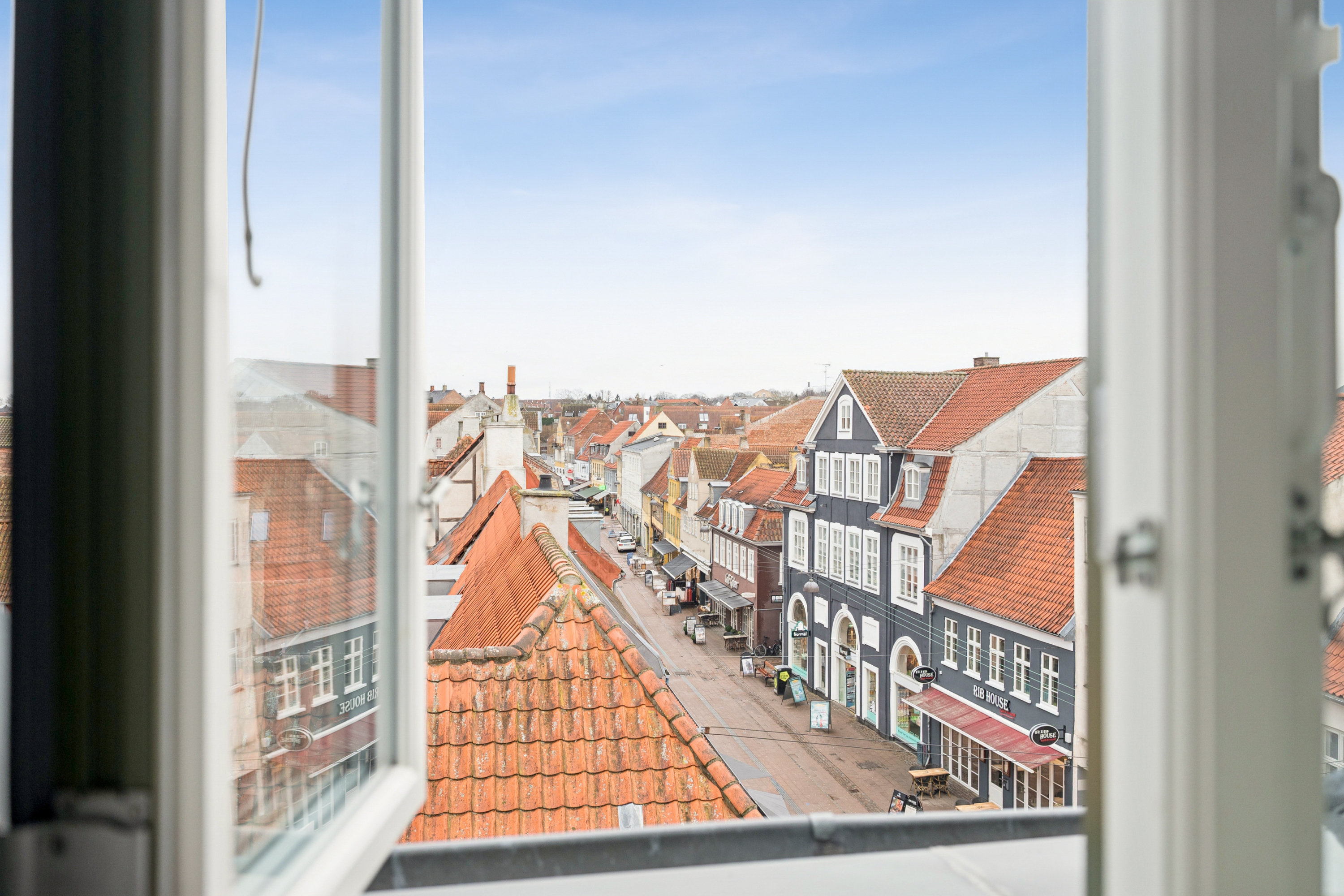 Fremhævet udsigt billede i fuldskærmstilstand. Billede af Hovedvagtsstræde 8, 3. tv., 3000 Helsingør