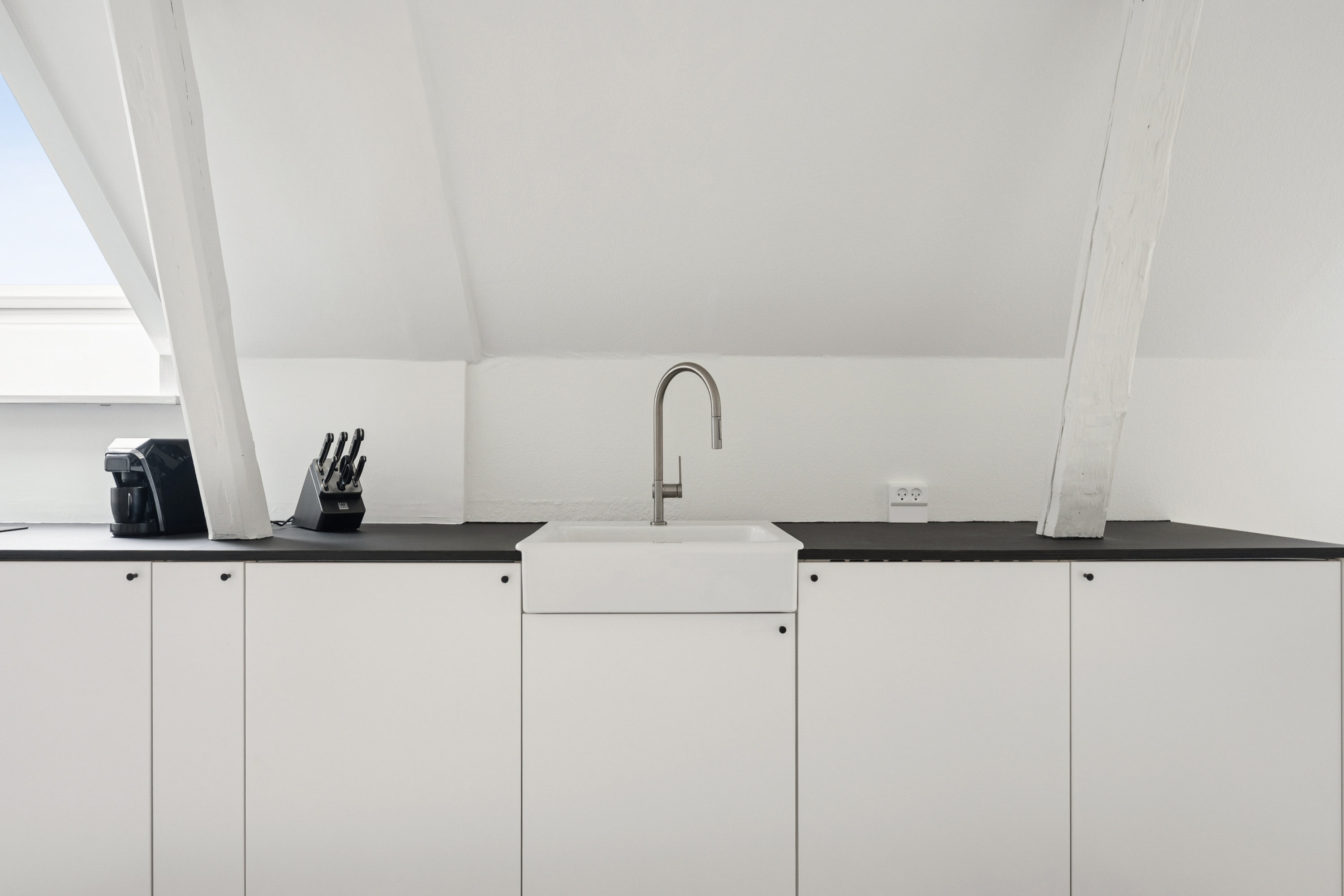 Fremhævet køkken billede i fuldskærmstilstand. Billede af Hovedvagtsstræde 8, 3. tv., 3000 Helsingør