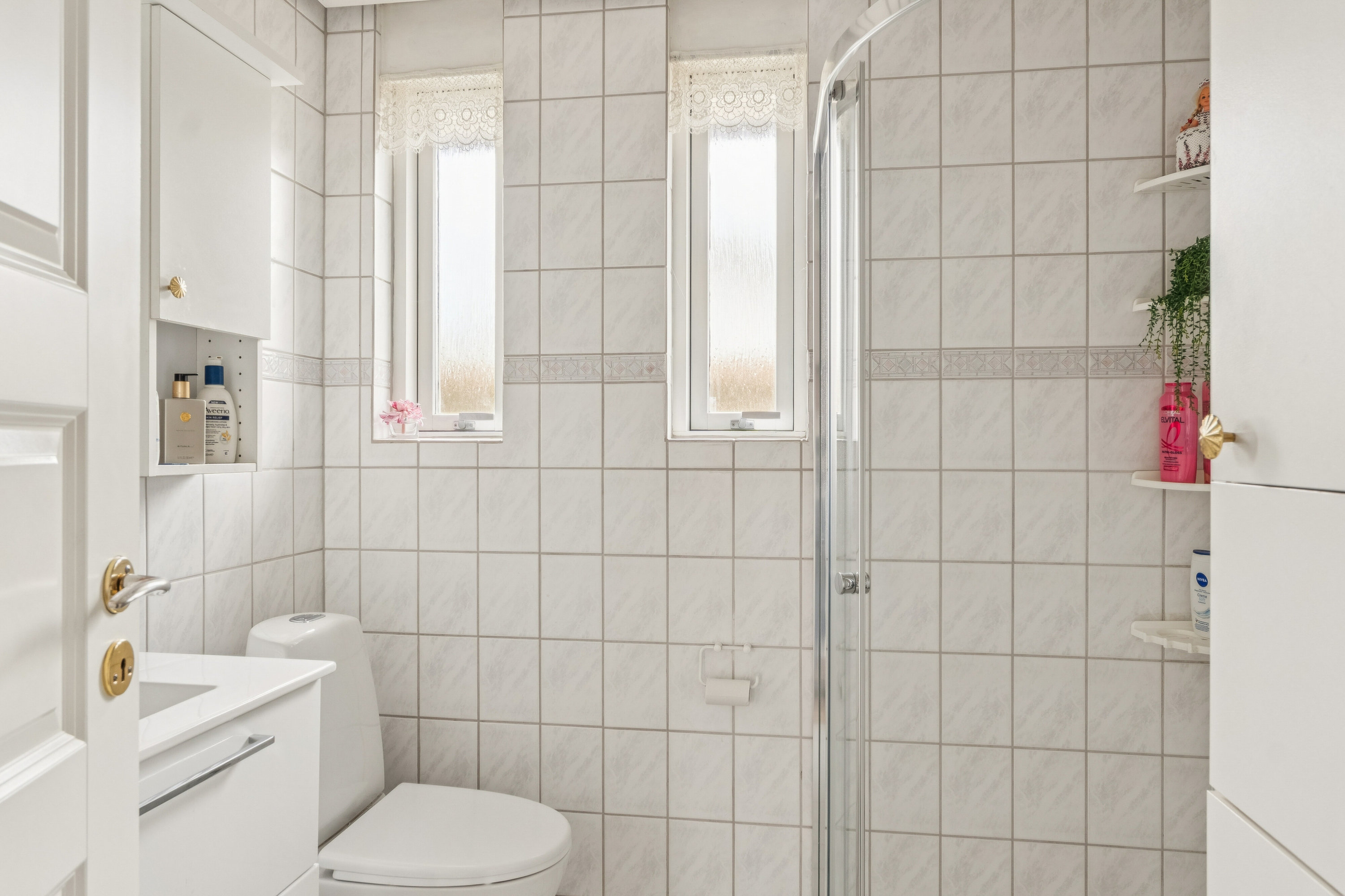 Fremhævet badeværelse billede i fuldskærmstilstand. Billede af Wistoftsvej 10, 7430 Ikast