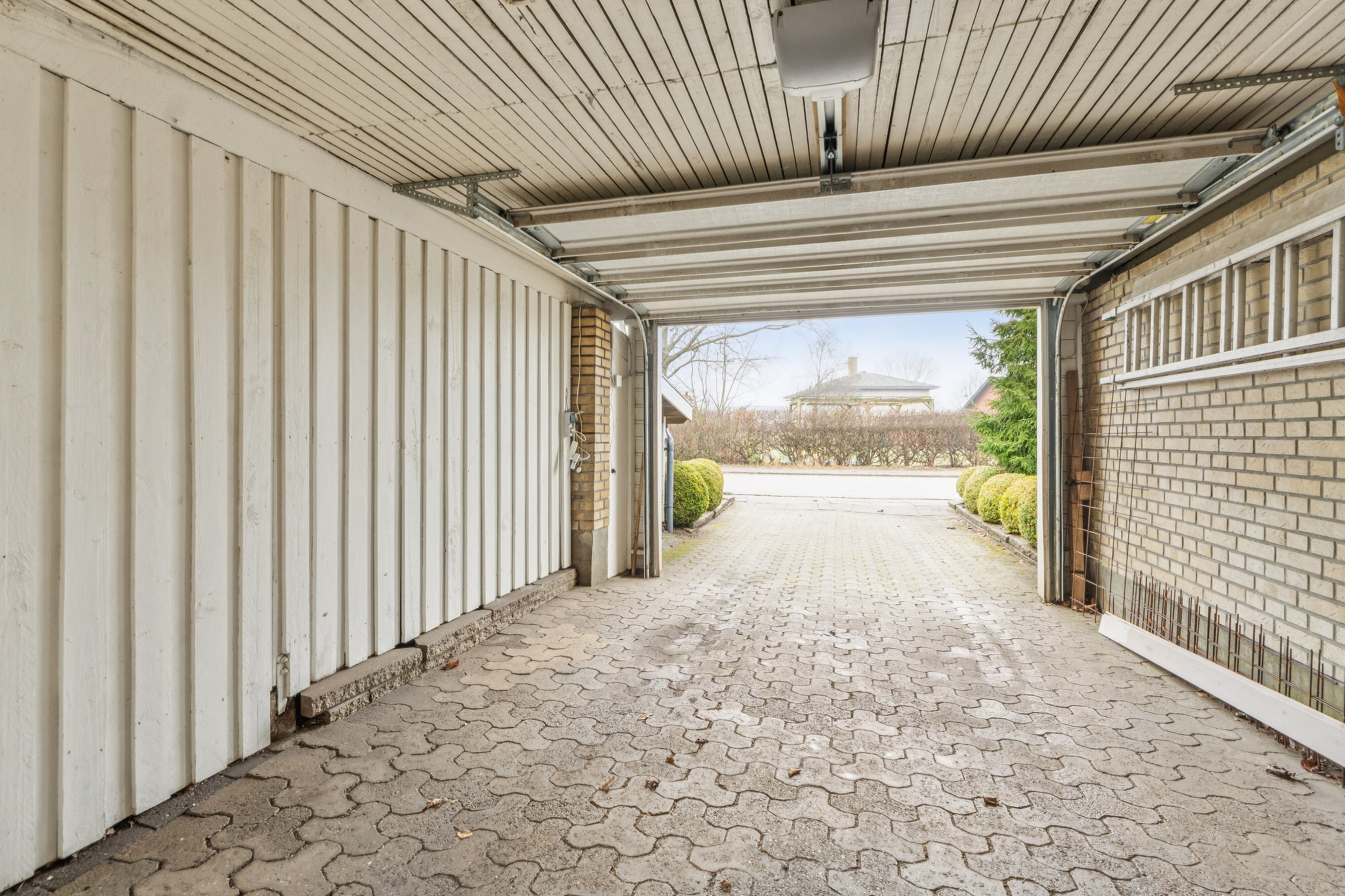 Fremhævet garage billede i fuldskærmstilstand. Billede af Wistoftsvej 10, 7430 Ikast