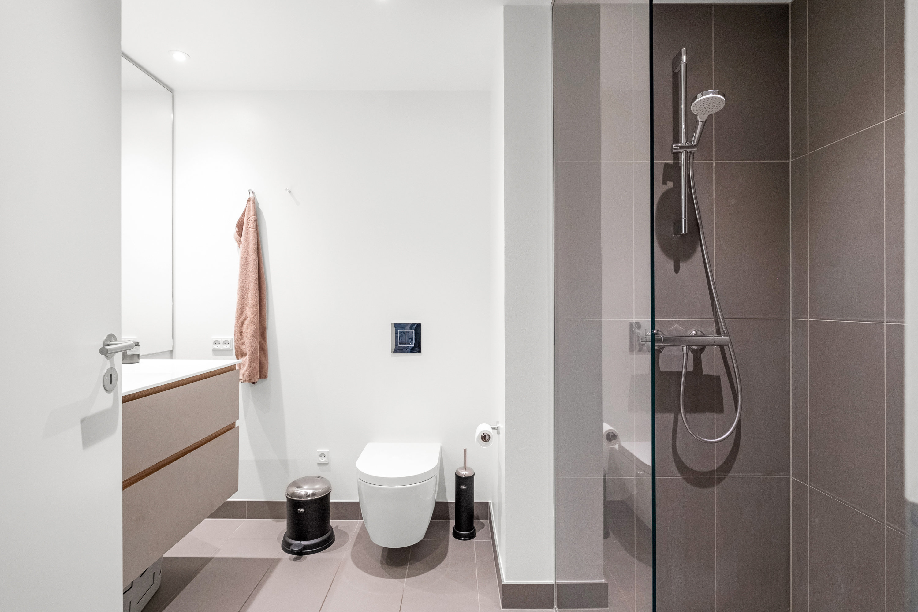 Fremhævet badeværelse billede i fuldskærmstilstand. Billede af Helga Pedersens Gade 43, 8000 Aarhus C